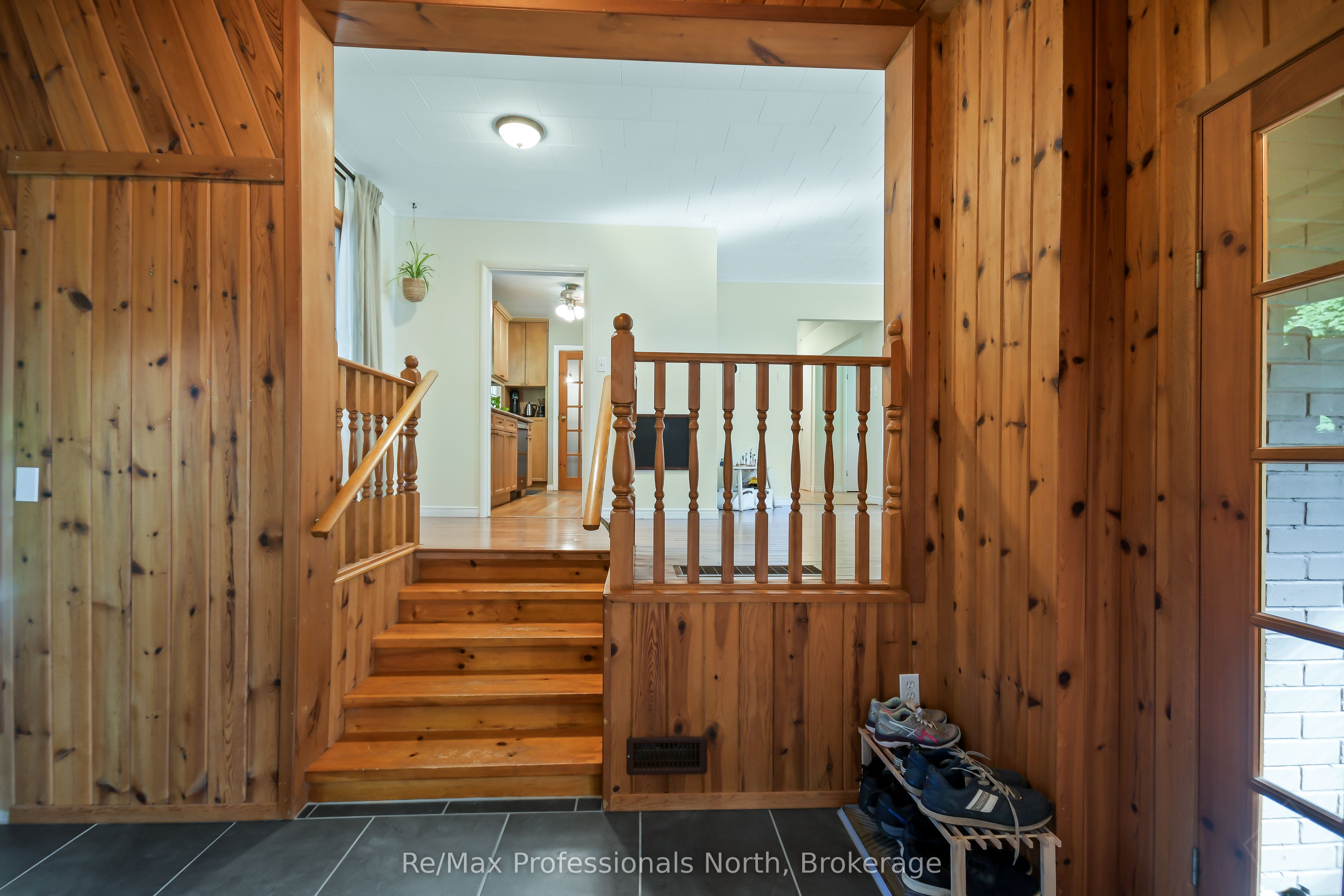 775 MUSKOKA BEACH Road, Gravenhurst, ON P1P 1A7 photo 5