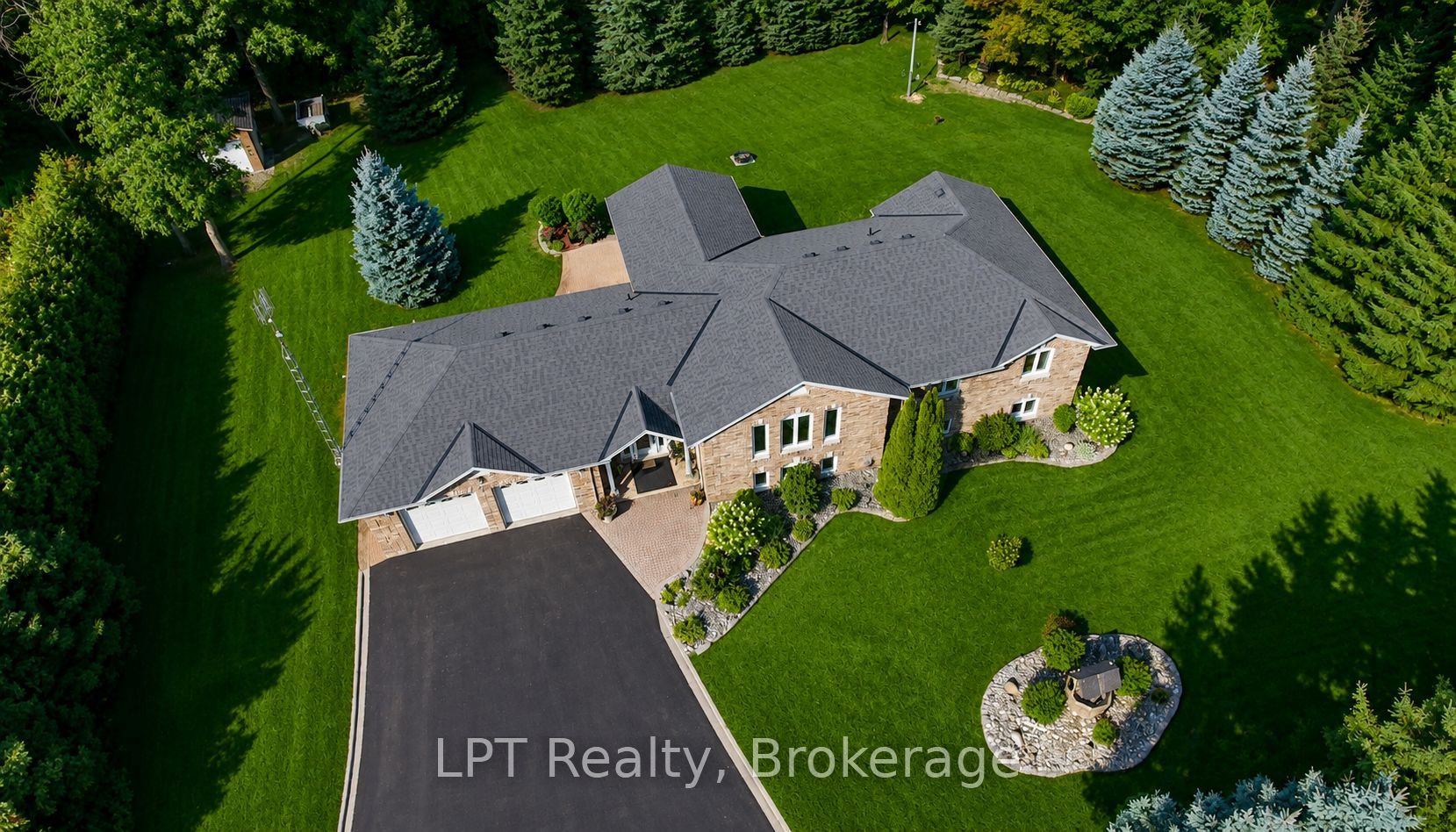 10 Vicari Road, Brighton, ON K0K 1H0