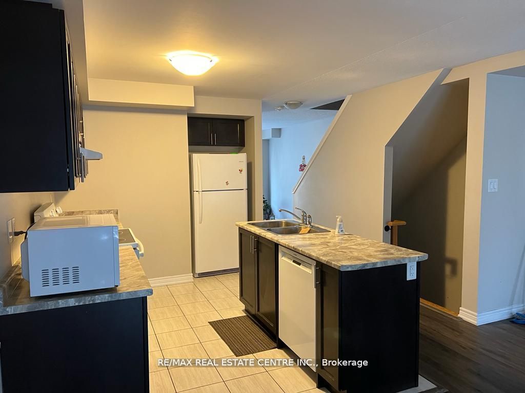 630 Linden Drive E, Cambridge, ON N3H 0C9 photo 4