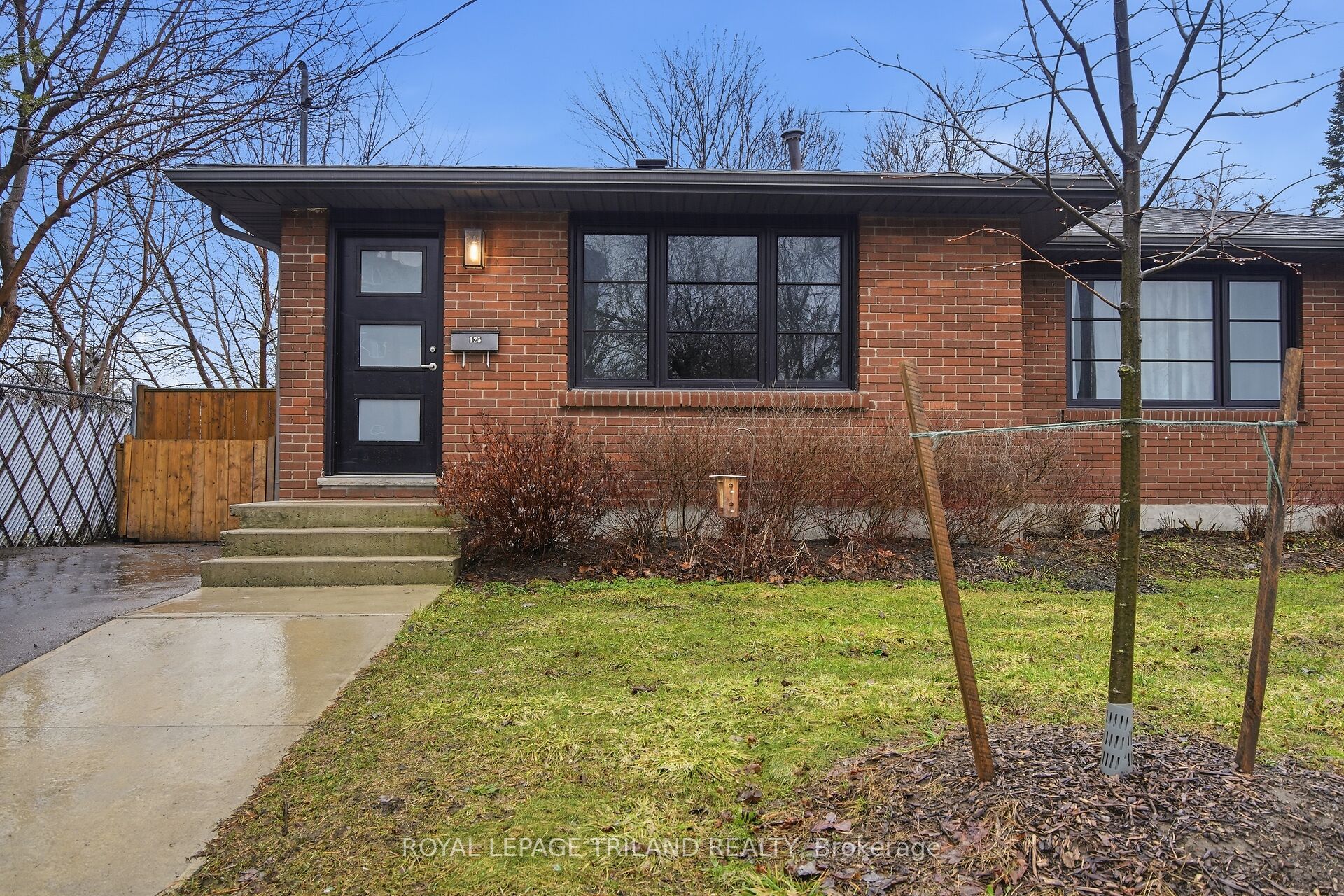 125 Connaught Avenue, London East, ON N5Y 3A5