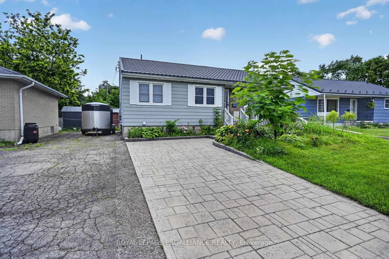 40 Aldershot Avenue, Brockville, ON K6V 2P8 photo 2
