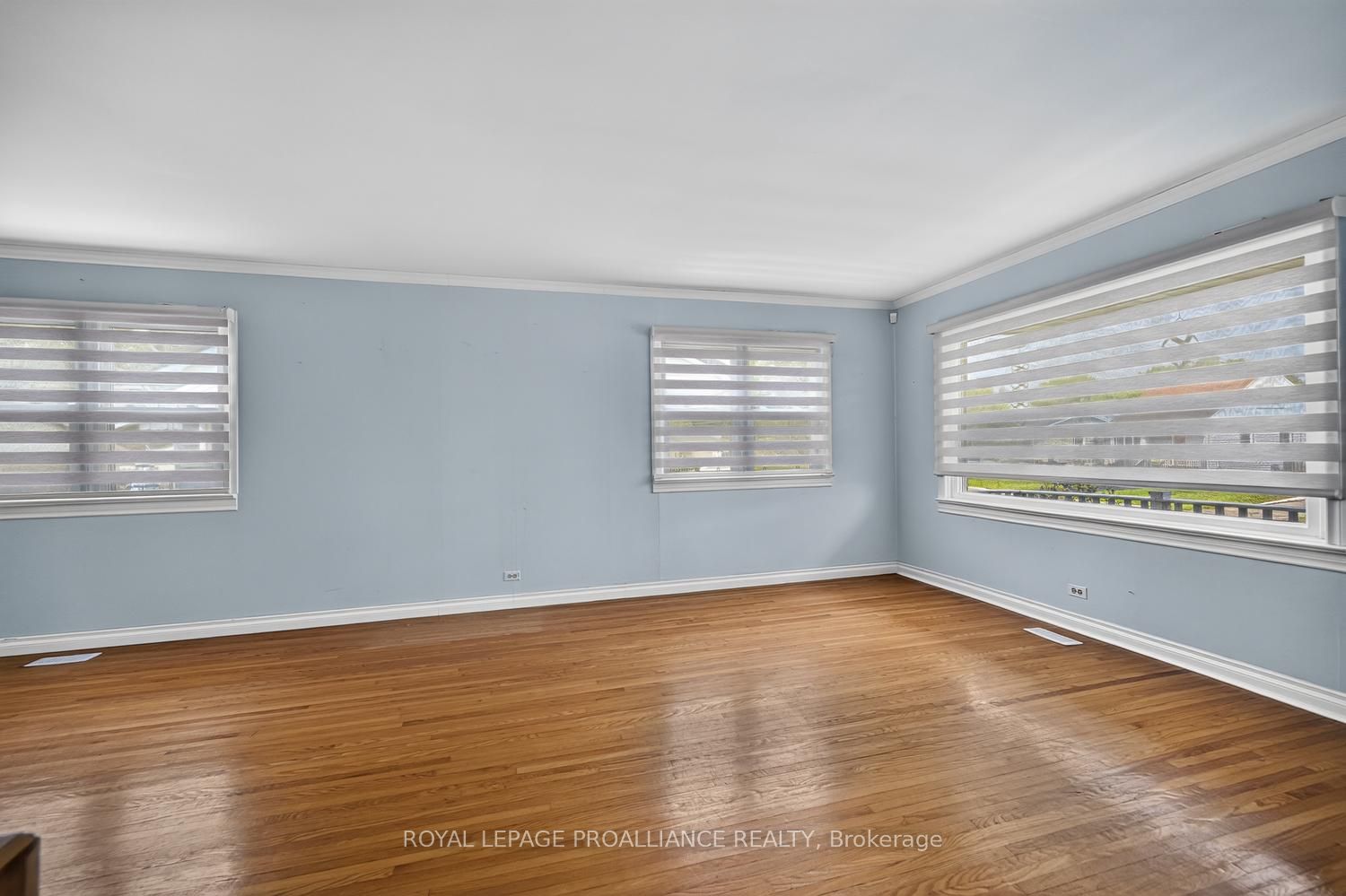 40 Aldershot Avenue, Brockville, ON K6V 2P8 photo 4
