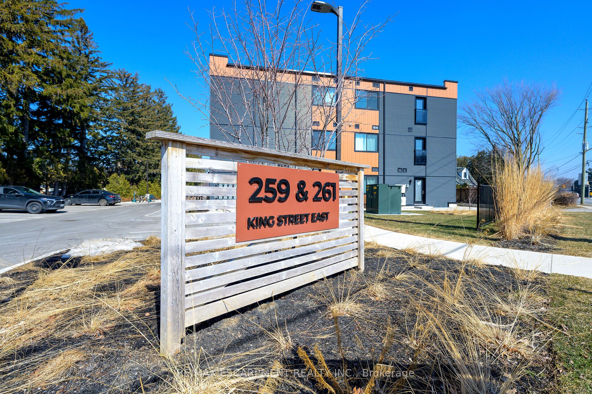 259 King Street E 303, Hamilton, ON L8G 1L9