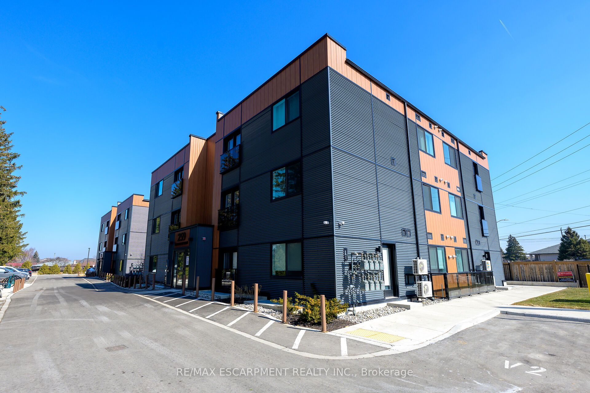 259 King Street E 303, Hamilton, ON L8G 1L9 photo 3