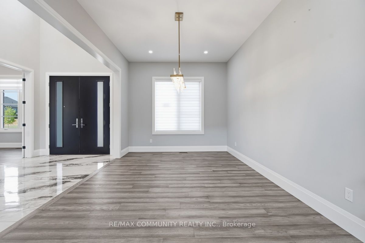 451 Warner Terrace, London North, ON N6G 0E6 photo 4