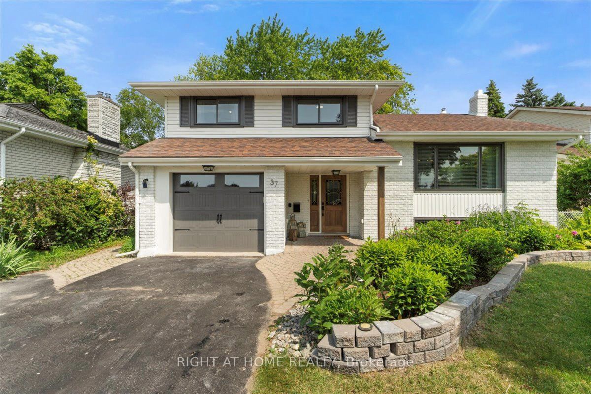 37 Patrick Street, Quinte West, ON K8V 4B4