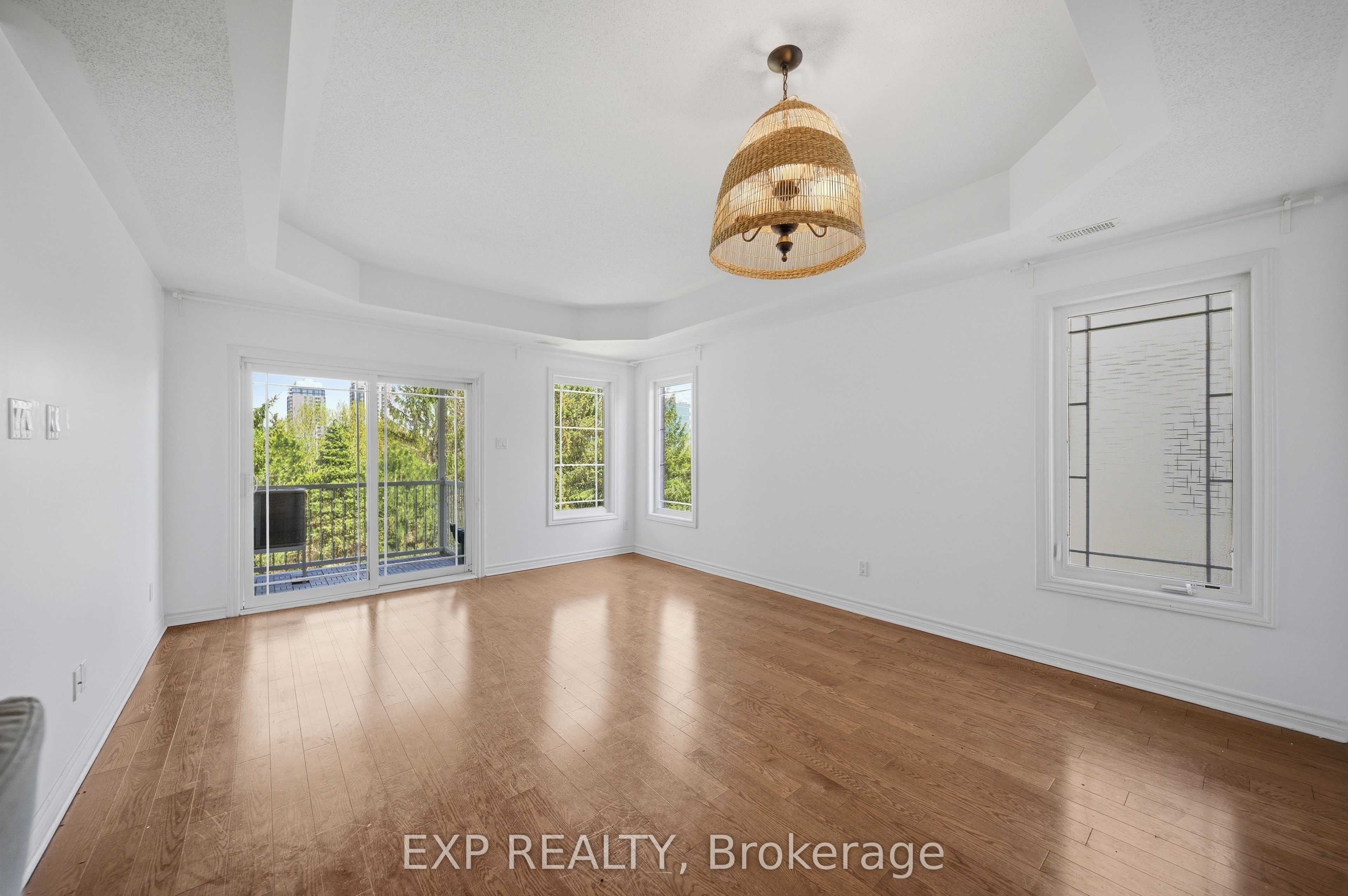369 Paseo Private 8, South of Baseline to Knoxdale, ON K2G 4N7 photo 4