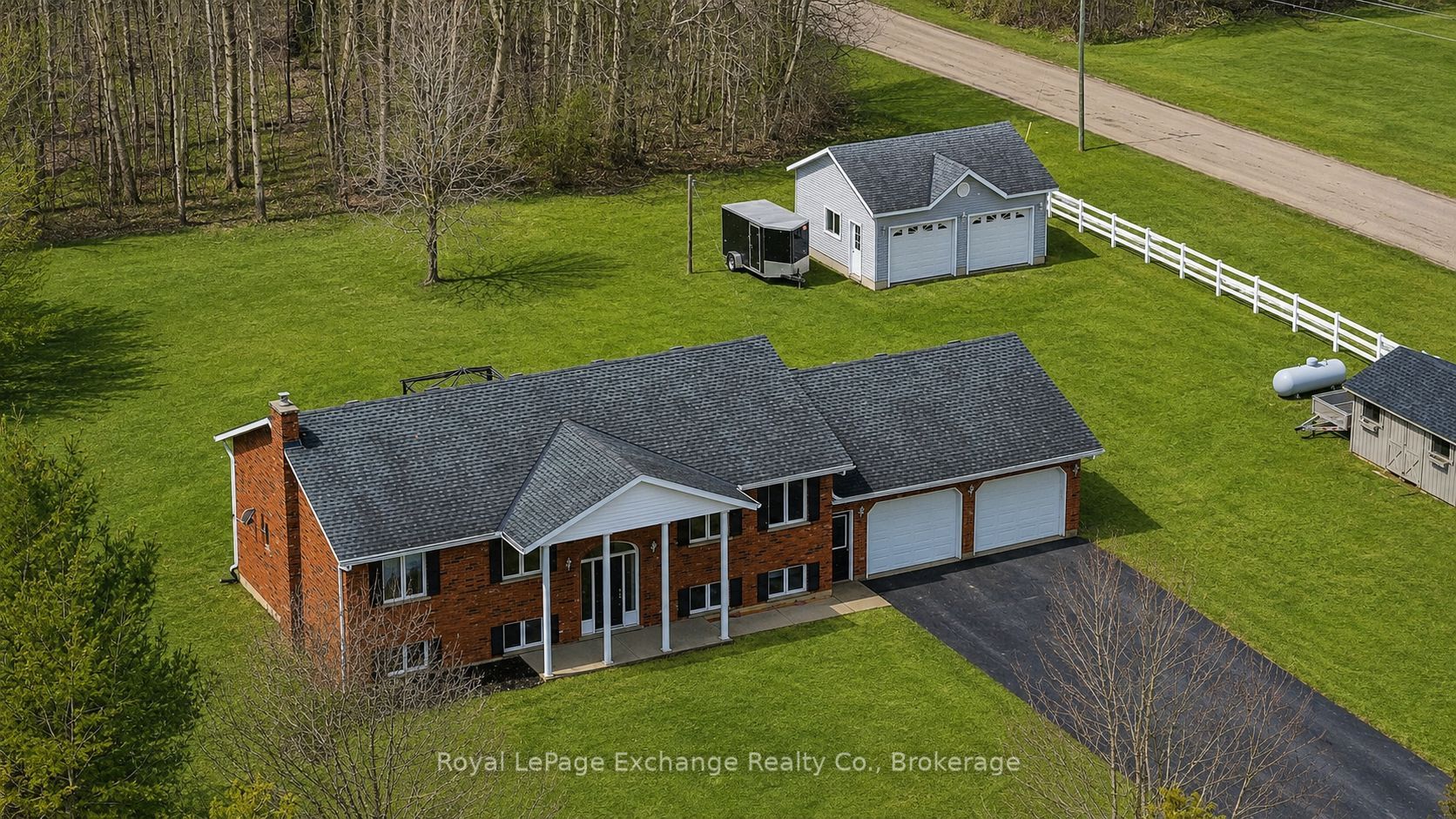 393460 2 Concession, West Grey, ON N0G 1R0 photo 2
