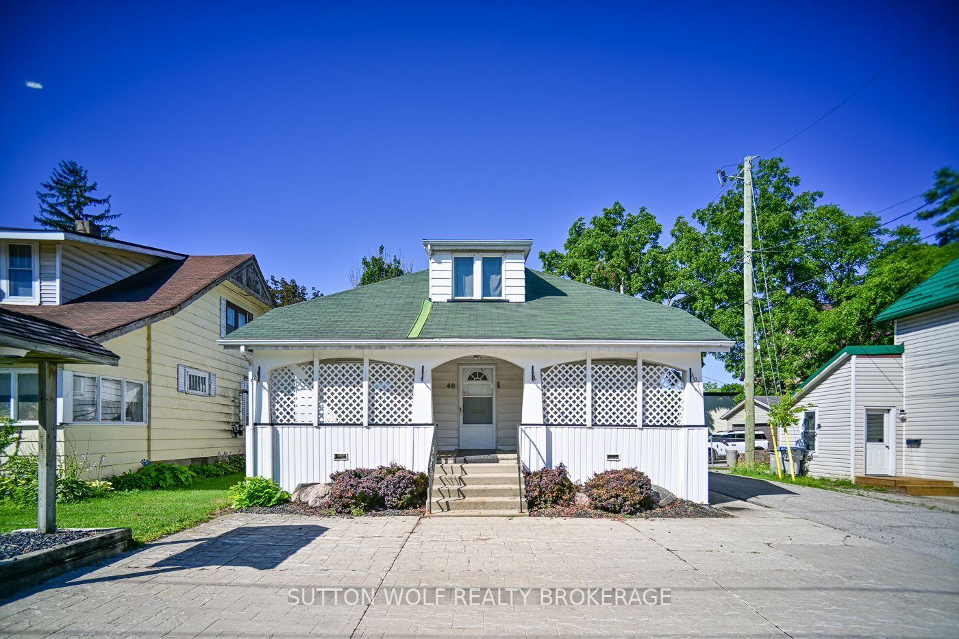 40 Caradoc Street N, Strathroy-Caradoc, ON N7G 2M6