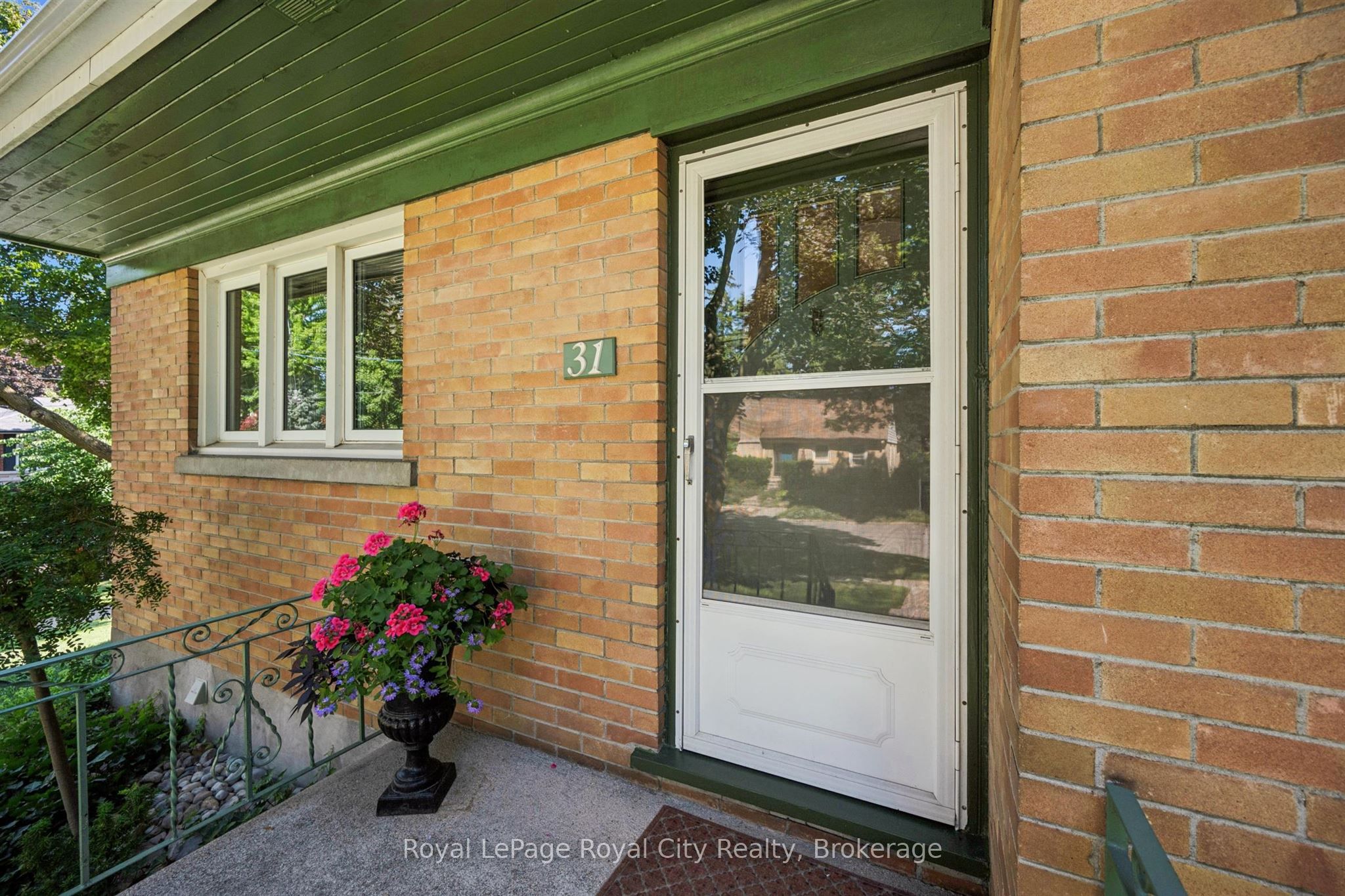 31 Torrance Crescent, Guelph, ON N1H 1T5 photo 5
