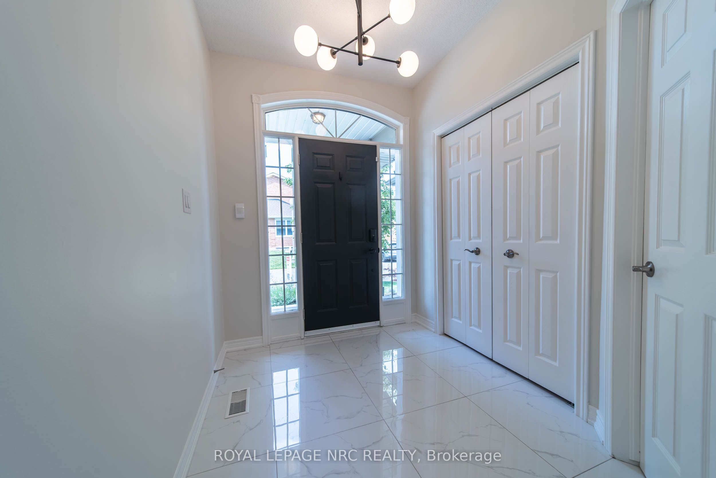 5200 DORCHESTER Road 3, Niagara Falls, ON L2E 7M6 photo 2