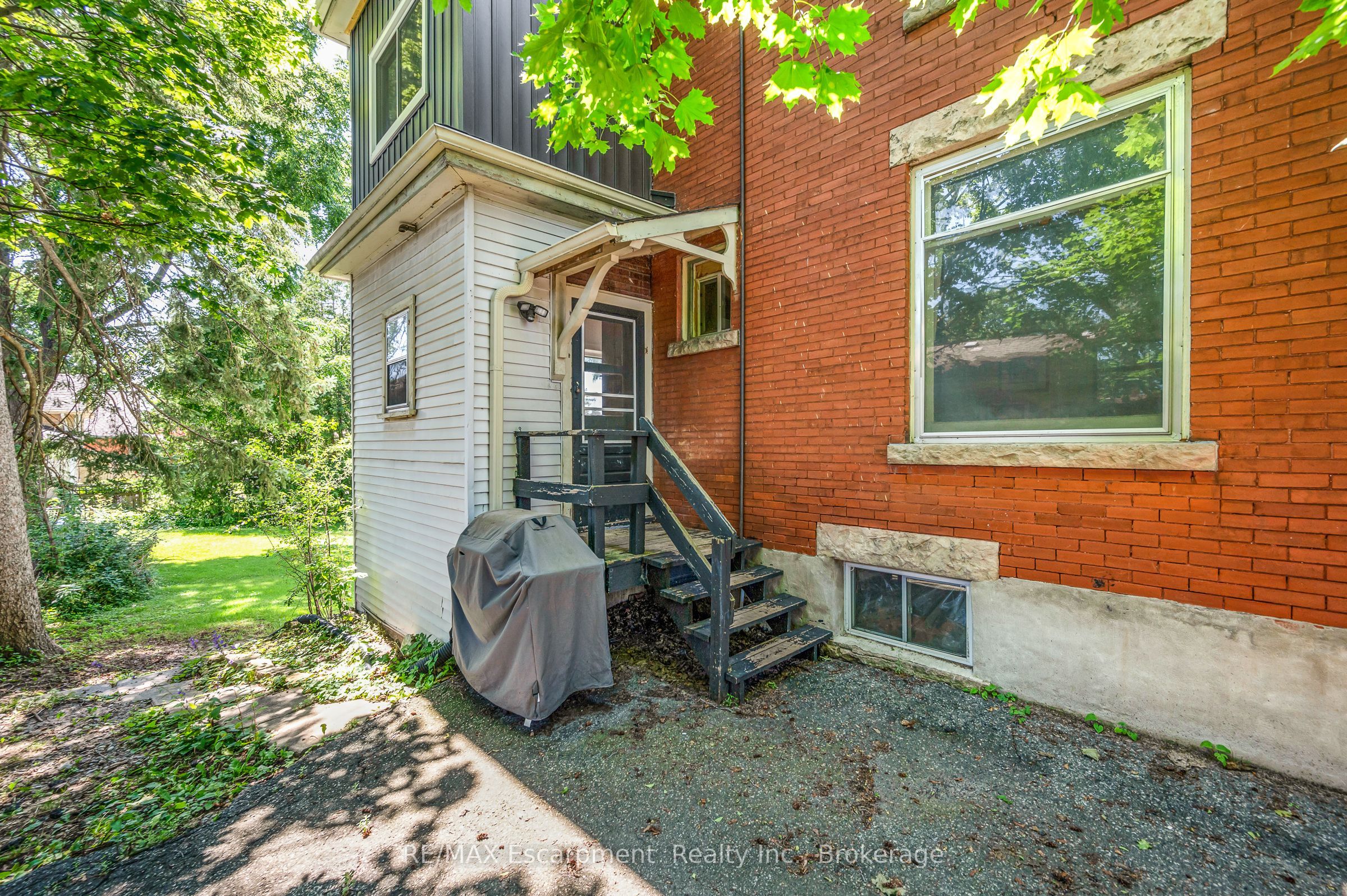 458 Woolwich Street, Guelph, ON N1H 3X5 photo 5