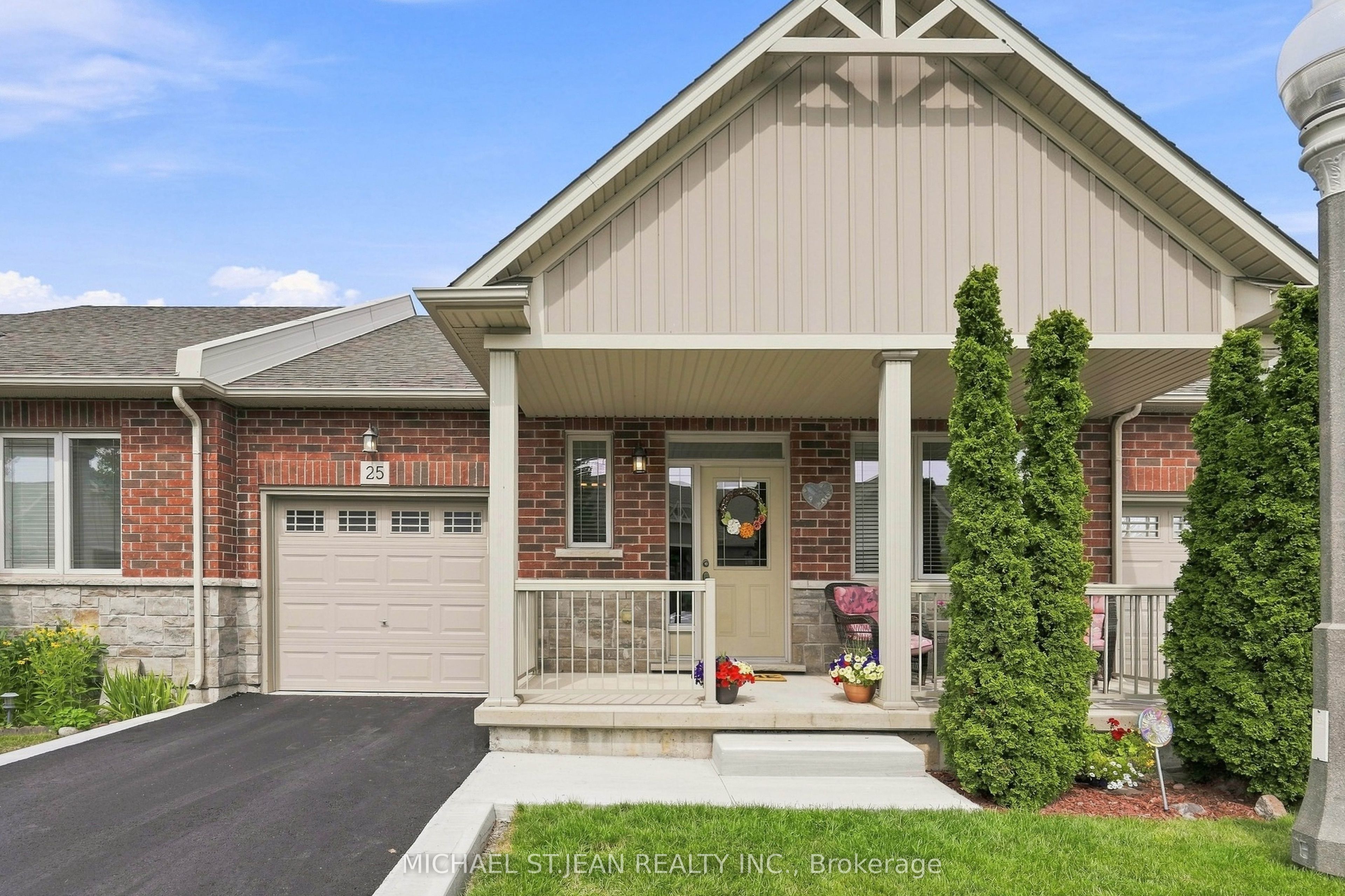 25 Stickland Lane, Hamilton, ON L0R 1C0 photo 3