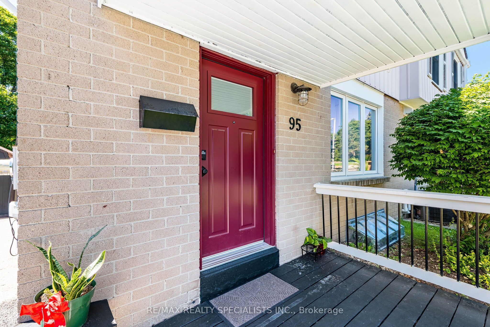 95 Hadati Road, Guelph, ON N1E 6G9 photo 3
