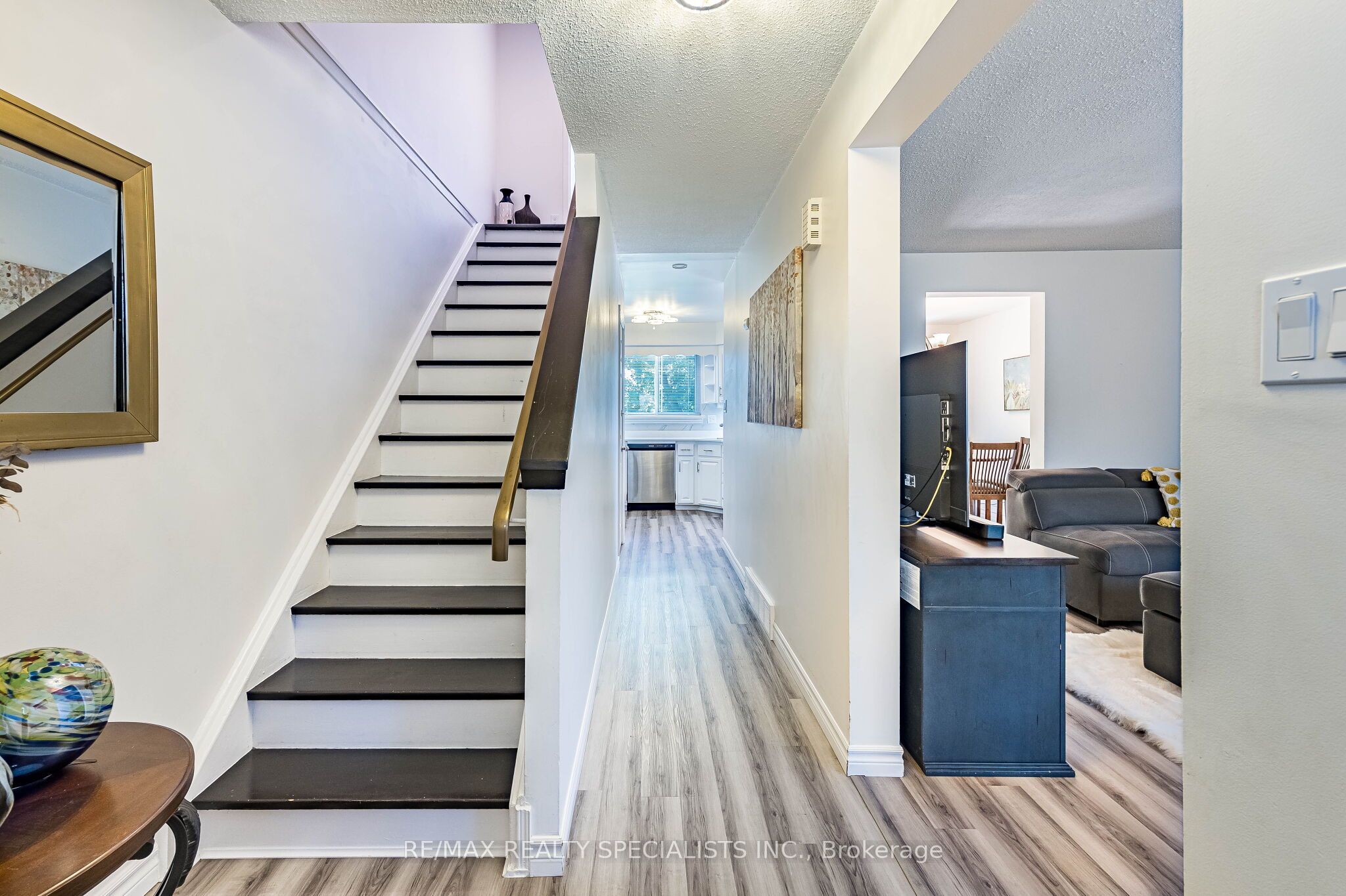 95 Hadati Road, Guelph, ON N1E 6G9 photo 4