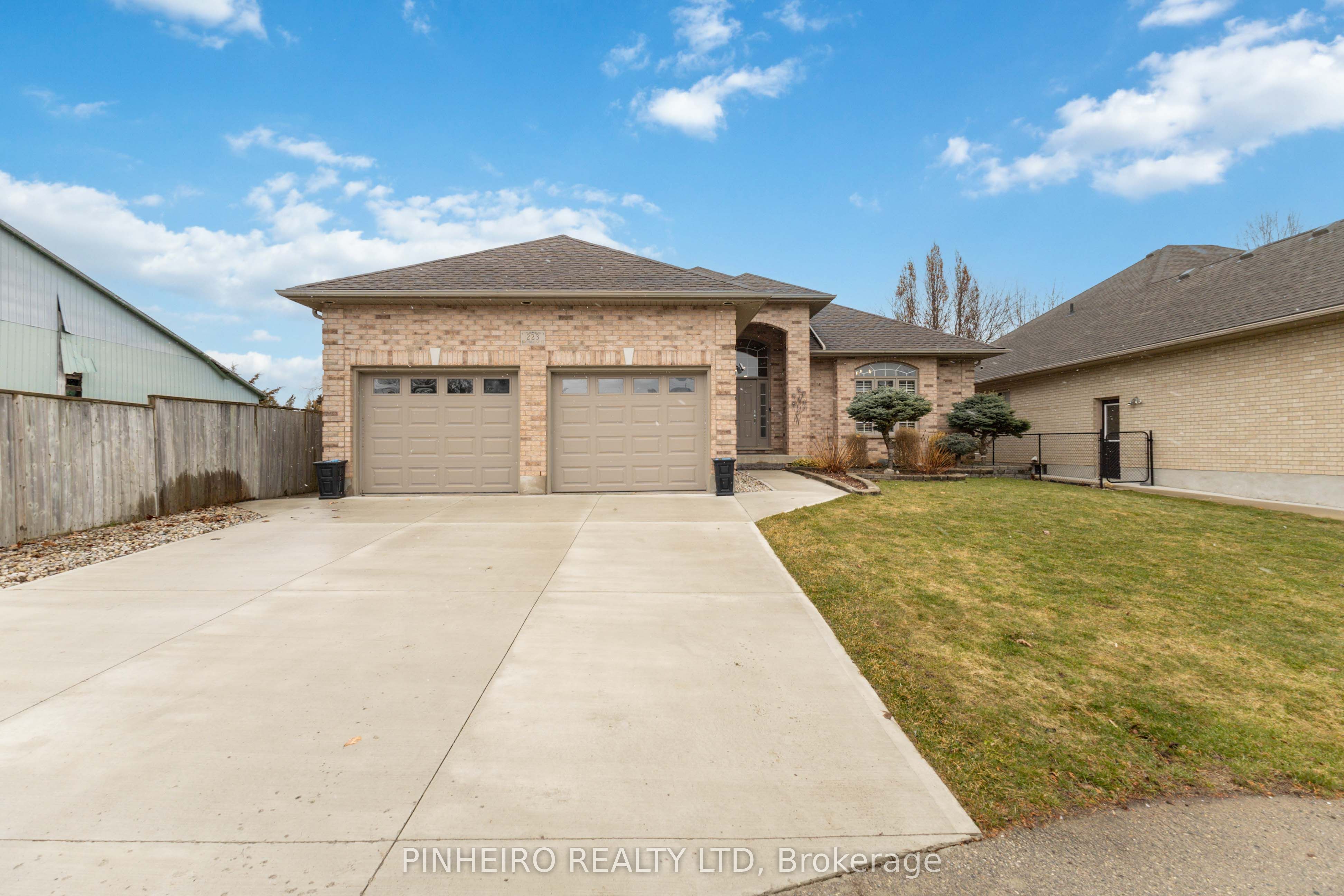 223 Birchmount Street, London South, ON N6K 4X8 photo 3