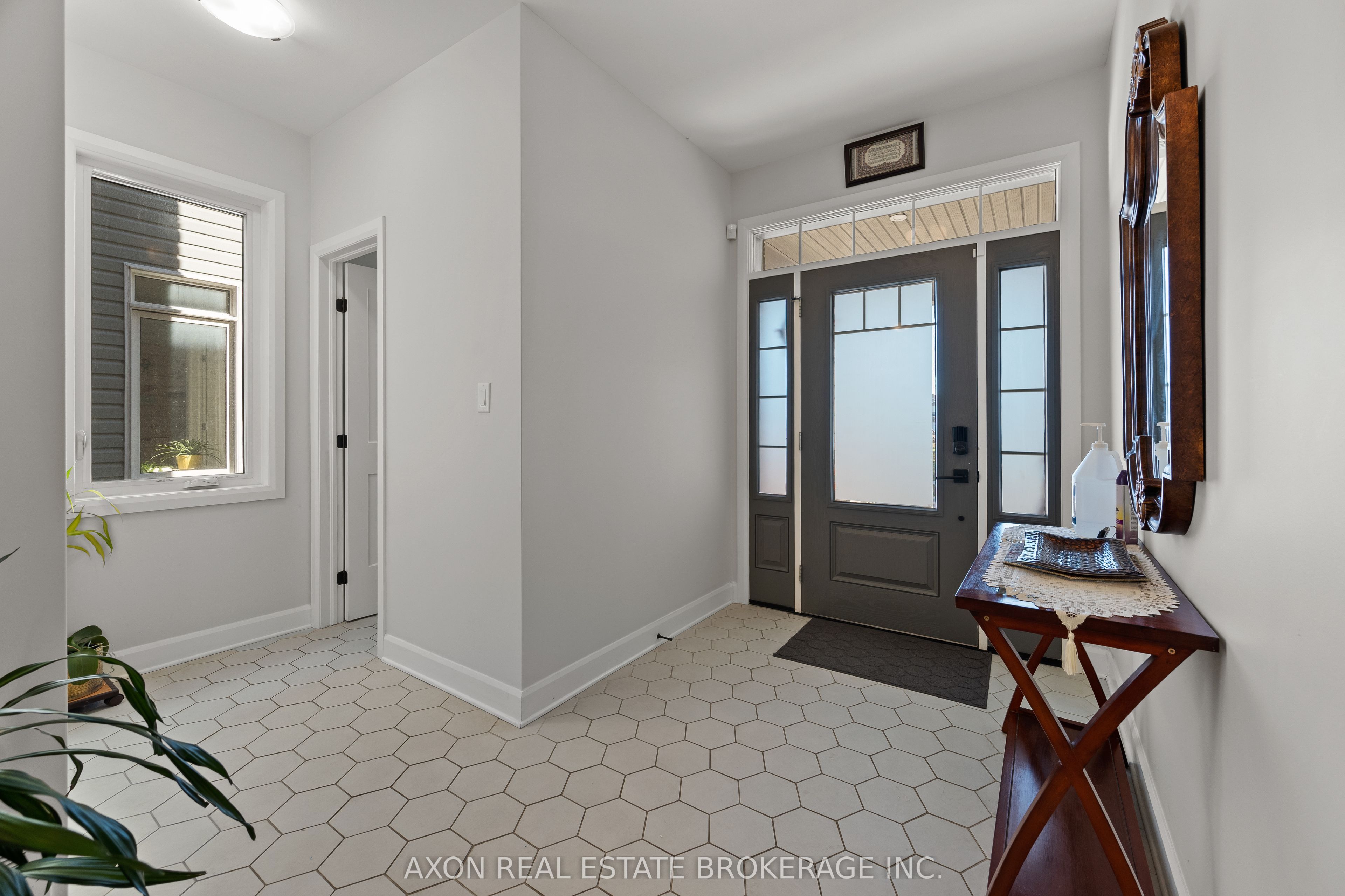 1371 Andersen Drive, Kingston, ON K7P 0C6 photo 3