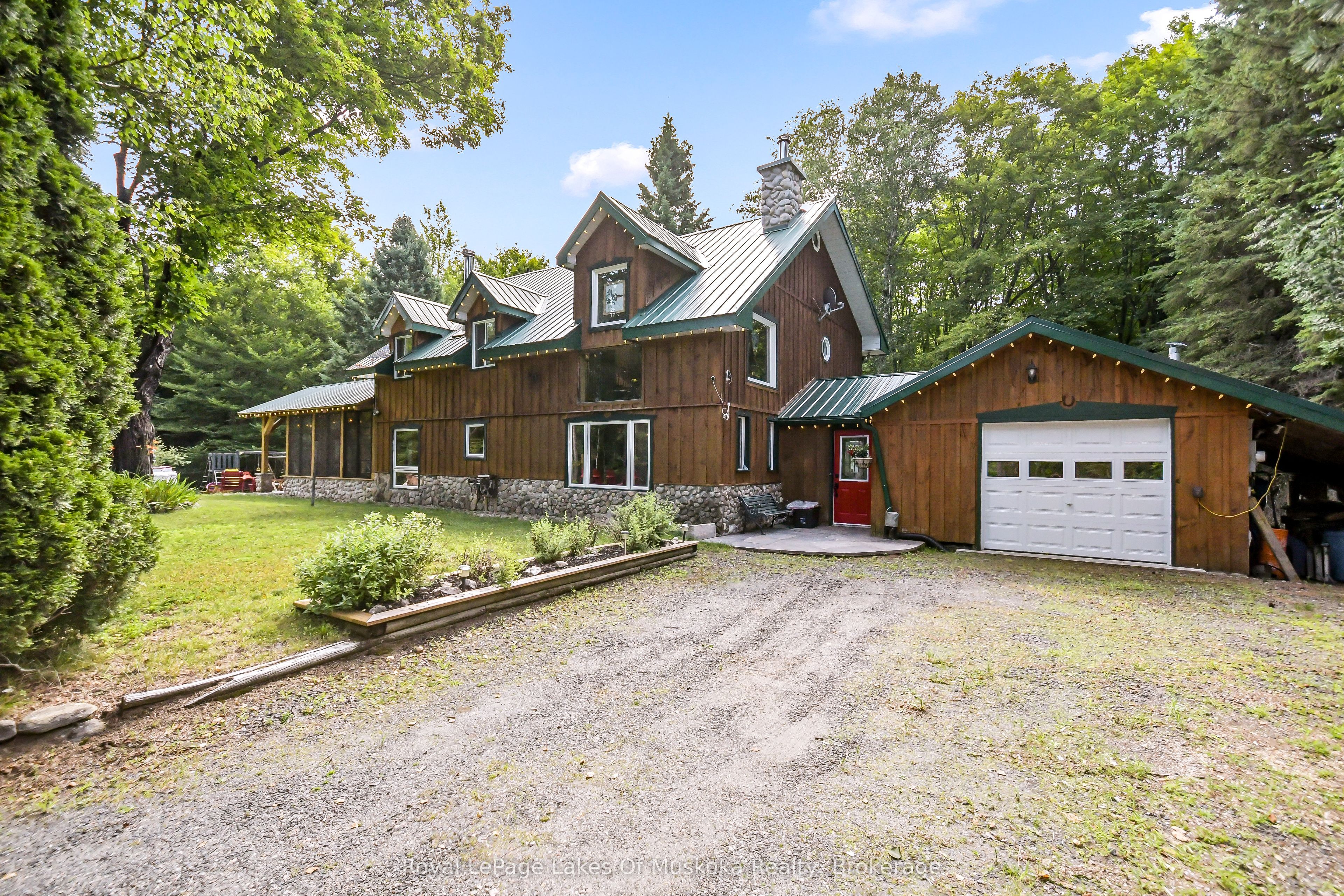 3650 Muskoka Road 117, Lake of Bays, ON P0B 1A0
