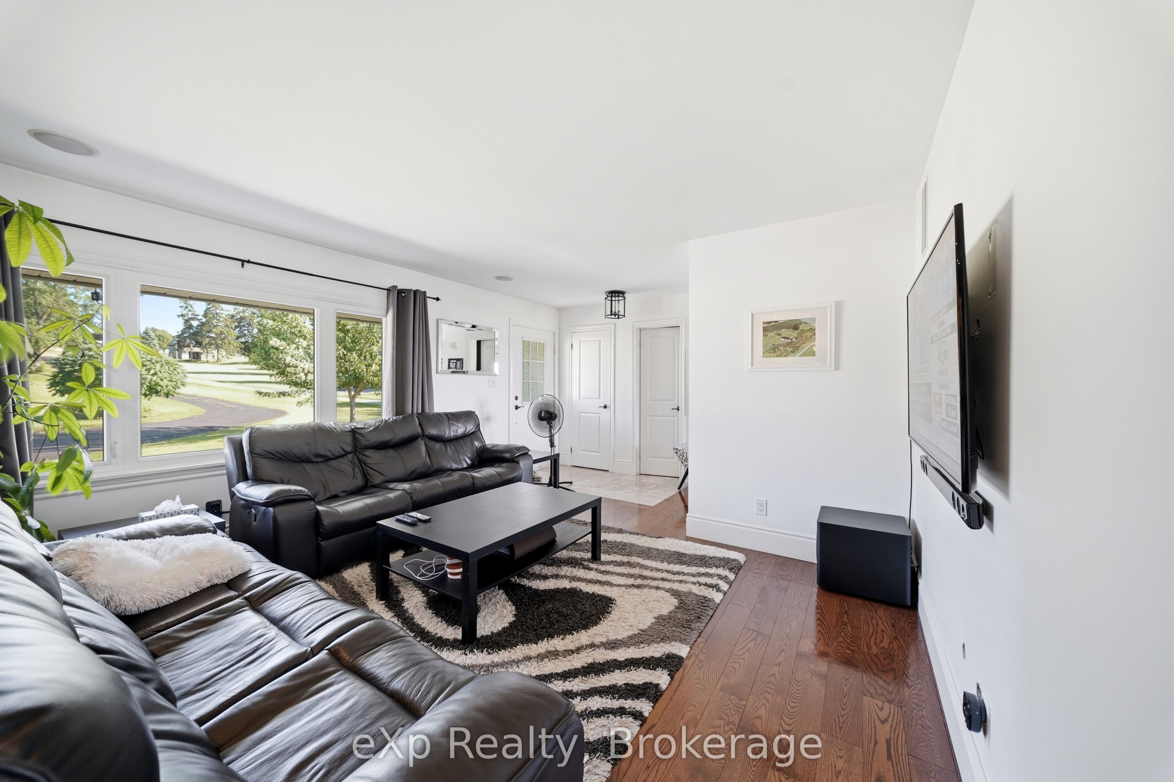 2352 County Road 3, Prince Edward County, ON K0K 1L0 photo 5