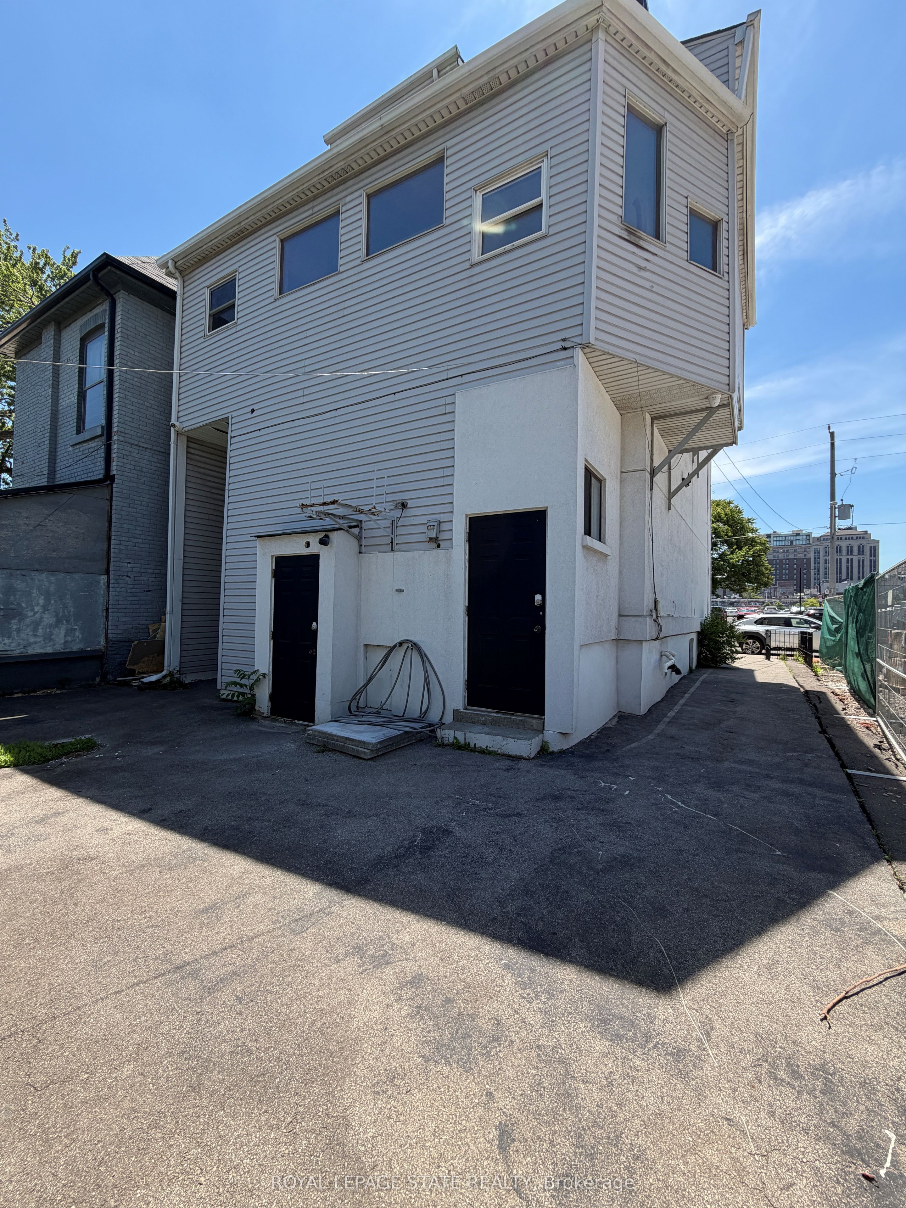 85 Wilson Street 3, Hamilton, ON L8R 1C7 photo 3