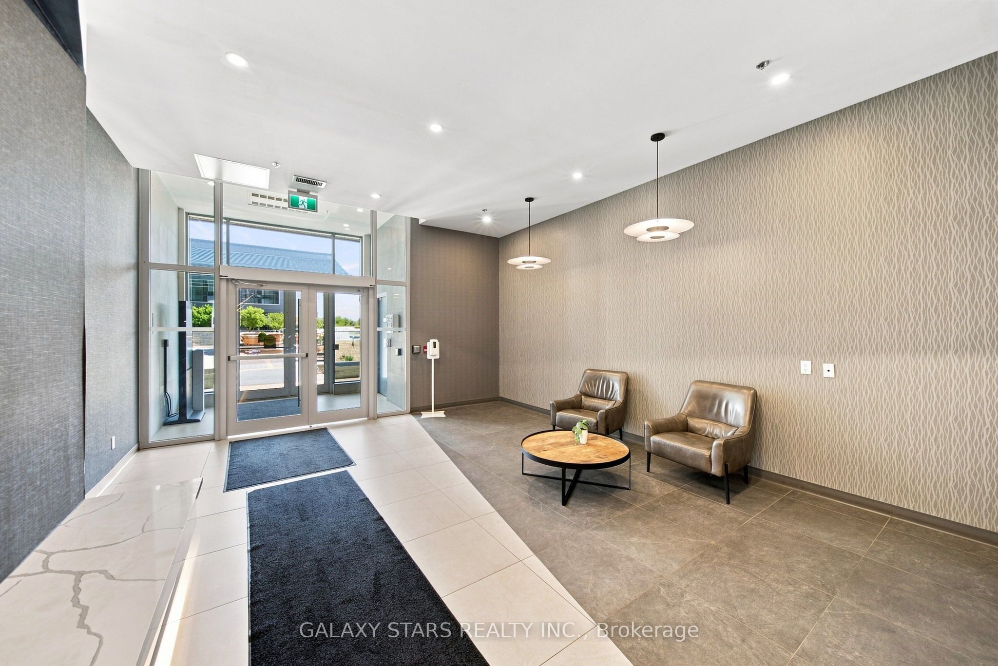 60 Frederick Street 1614, Kitchener, ON N2H 0C7 photo 4