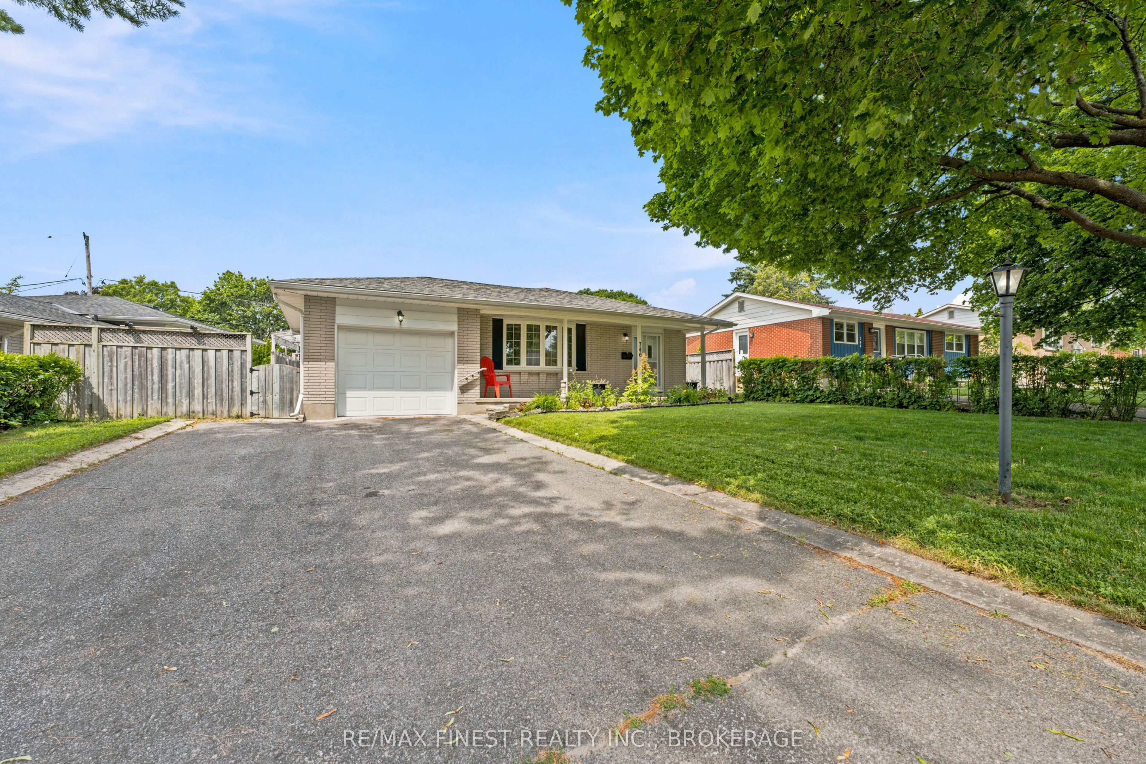 746 Laidlaw Crescent, Kingston, ON K7M 5M5 photo 3