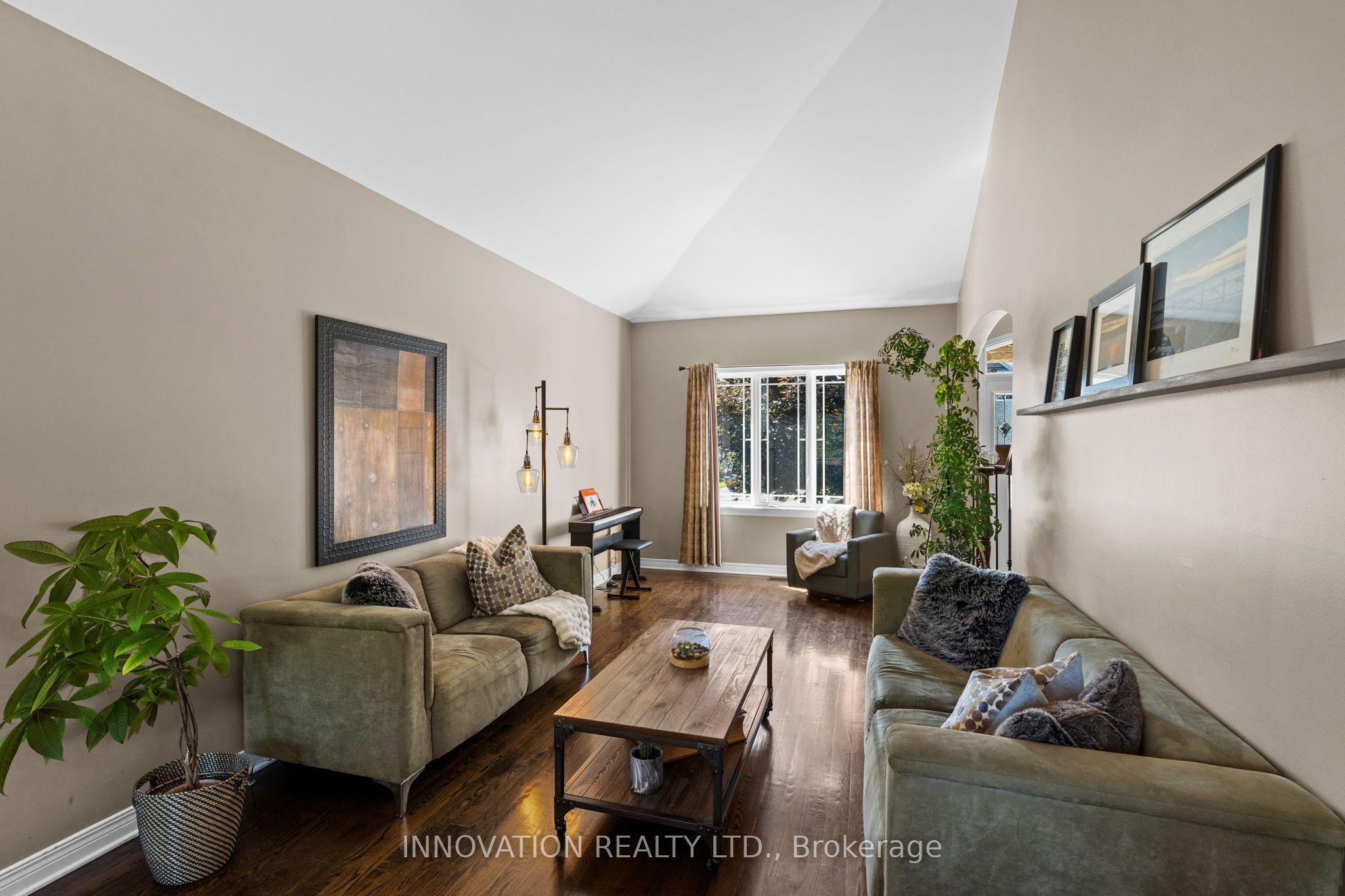 54 Frances Colbert Avenue, Carp - Huntley Ward, ON K0A 1L0 photo 5