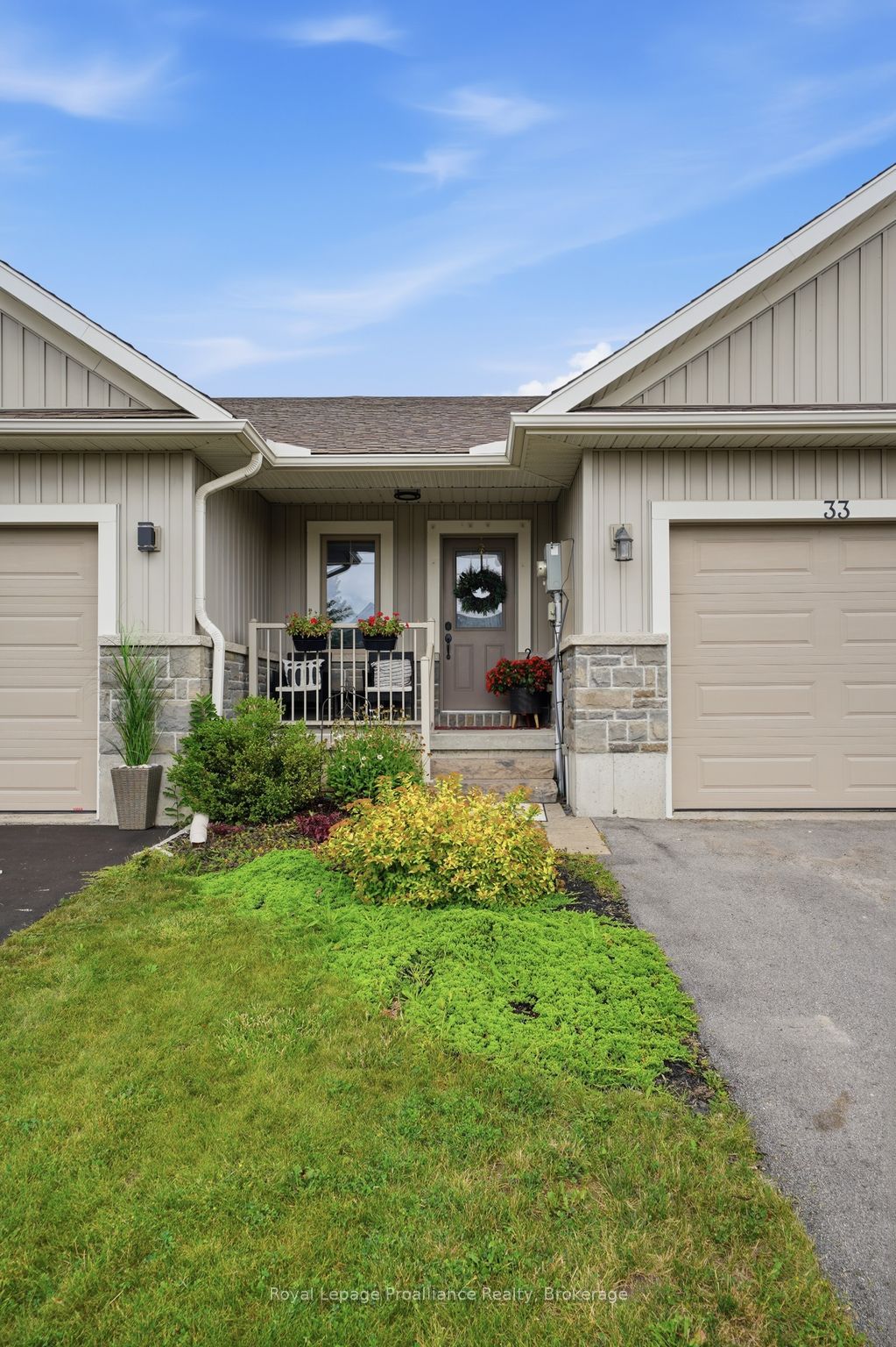 33 Chinook Street, Belleville, ON K8P 0C6 photo 5