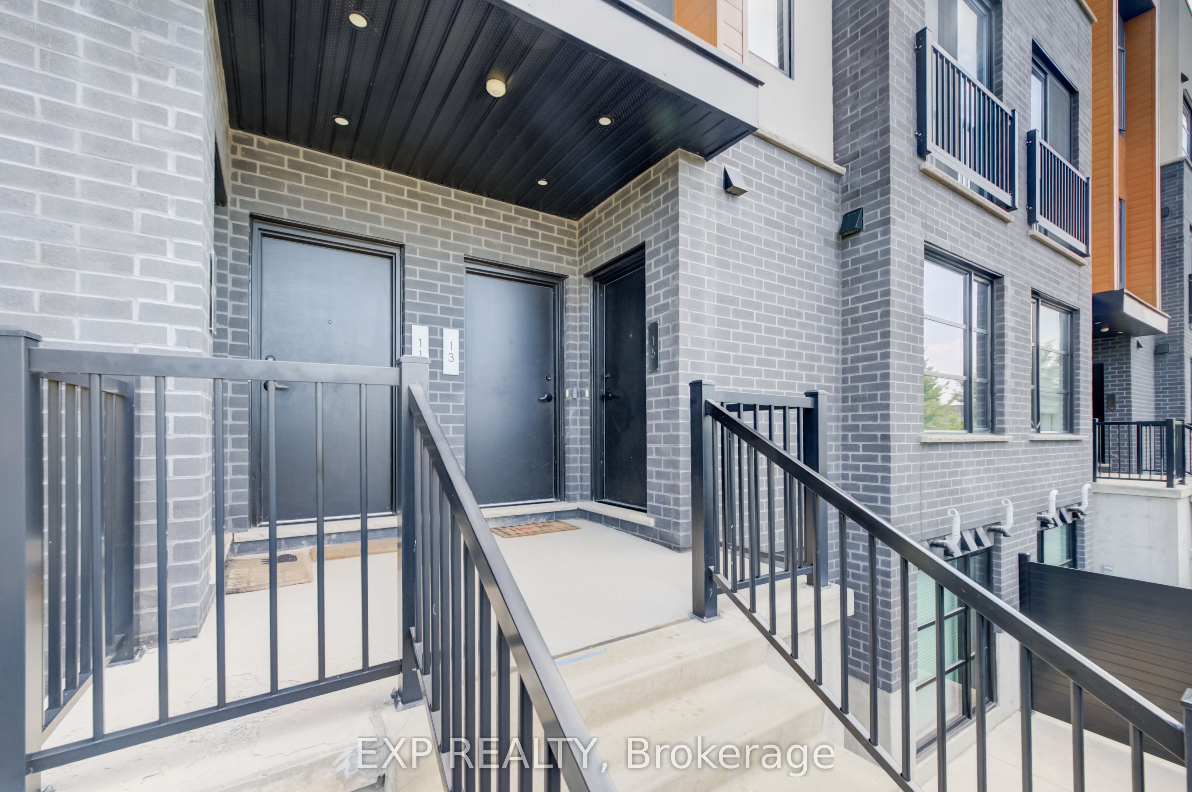 3900 Savoy Street 15, London South, ON N6P 0H9 photo 2