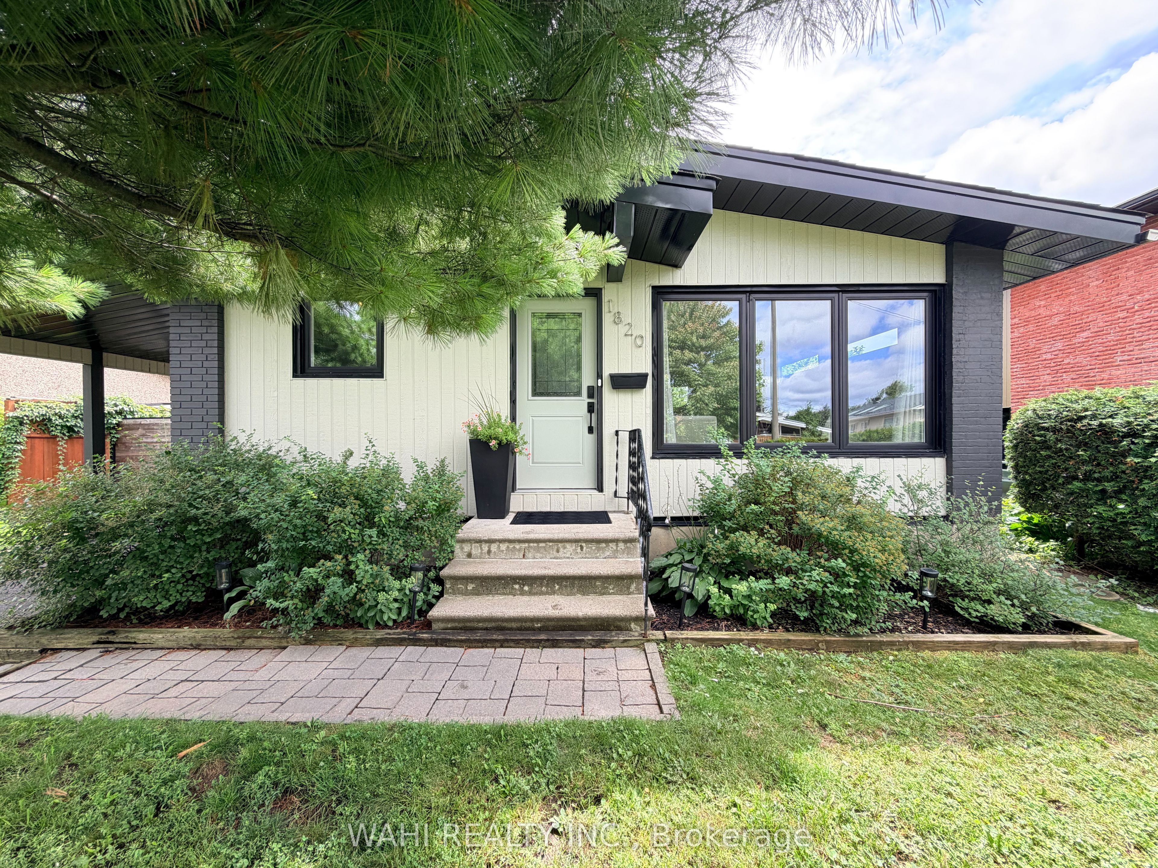 1820 Lorraine Avenue, Alta Vista and Area, ON K1H 6Z8 photo 5
