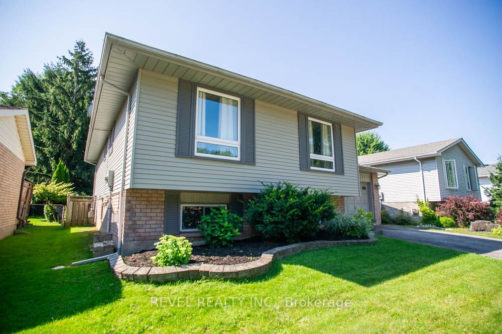 27 Myrtleville Drive, Brantford, ON N3V 1B9 photo 4