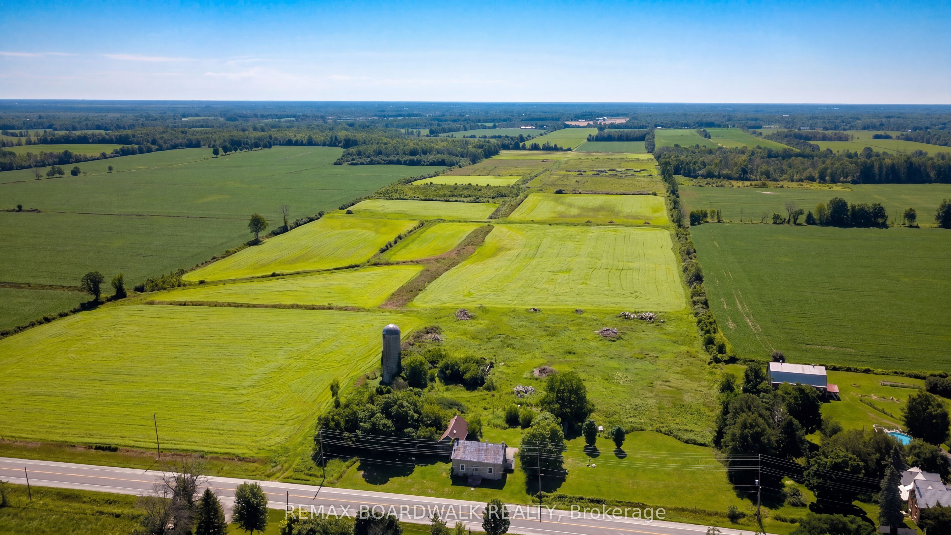 585 Fallbrook Road, Tay Valley, ON K0G 1A0 photo 4