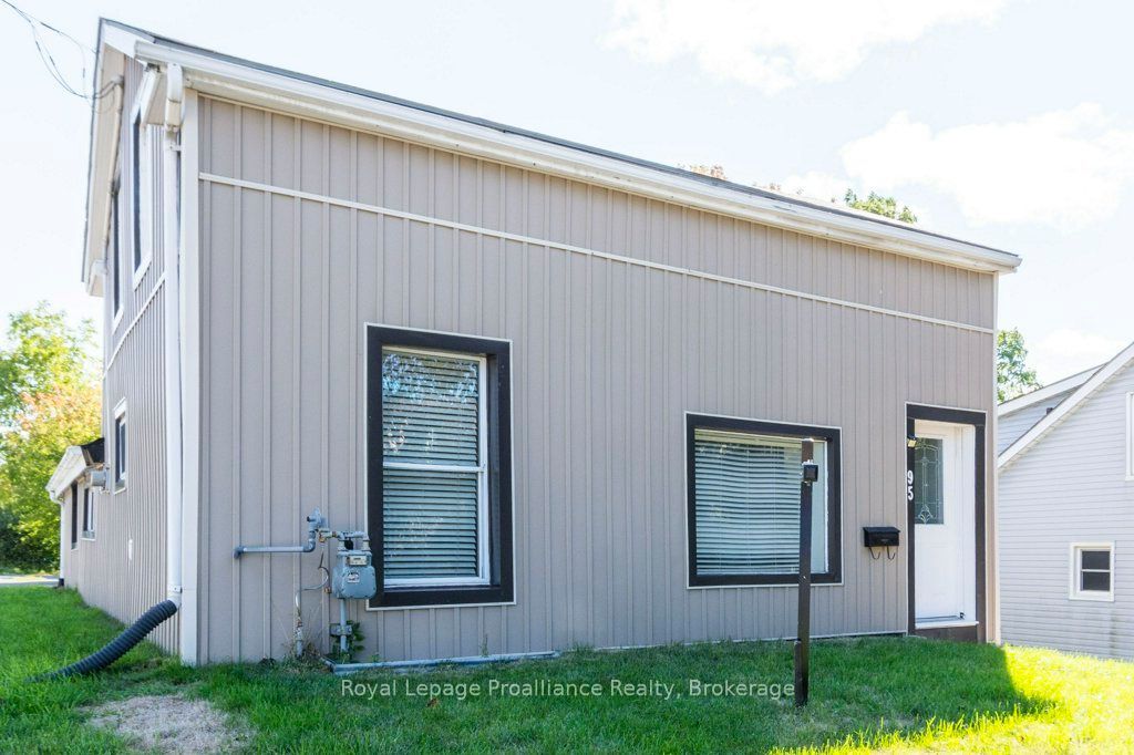 95 Grier Street, Belleville, ON K8P 3A2