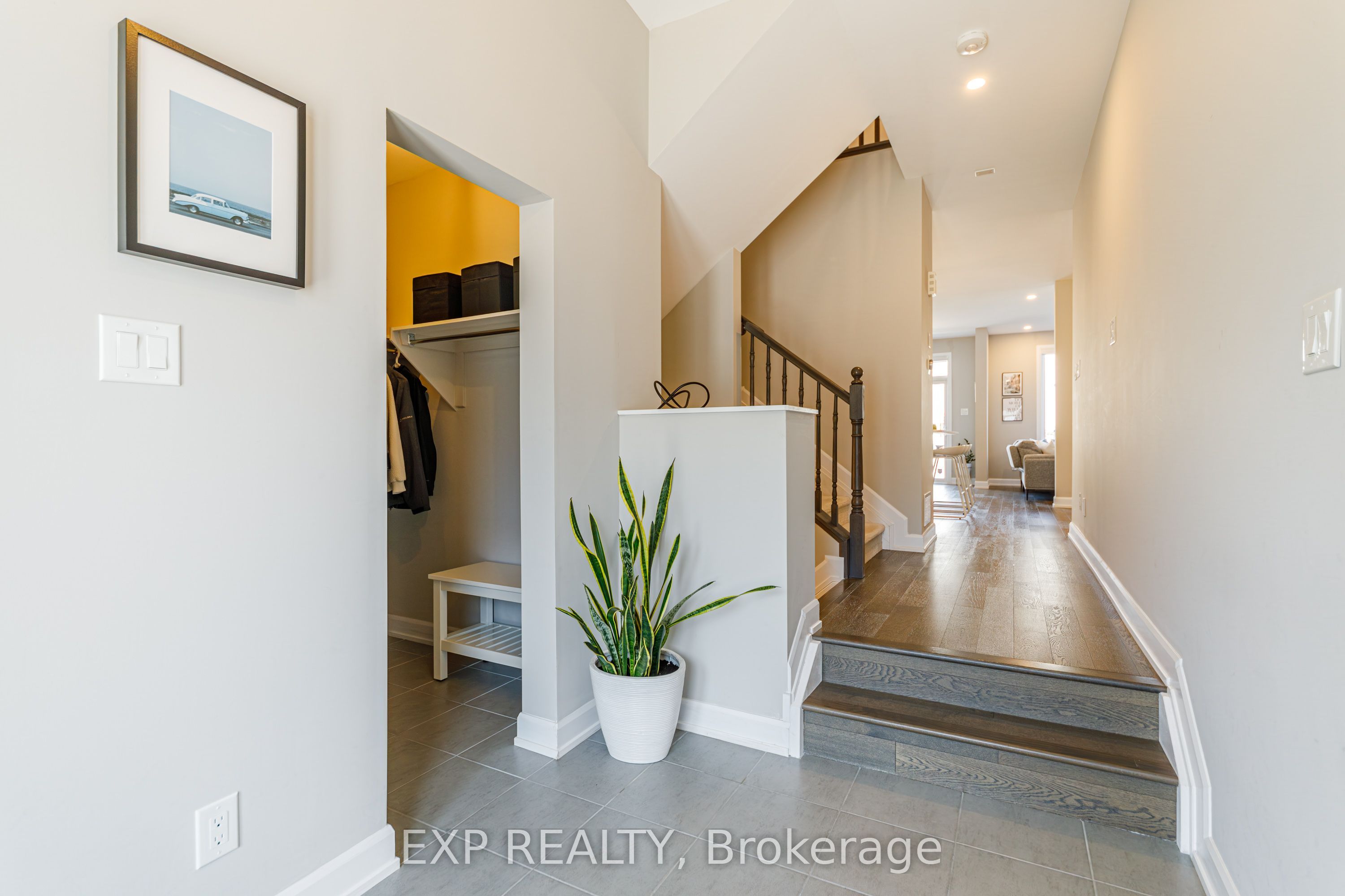 17 Allan Moore Place, Stittsville - Munster - Richmond, ON K2S 2A9 photo 2