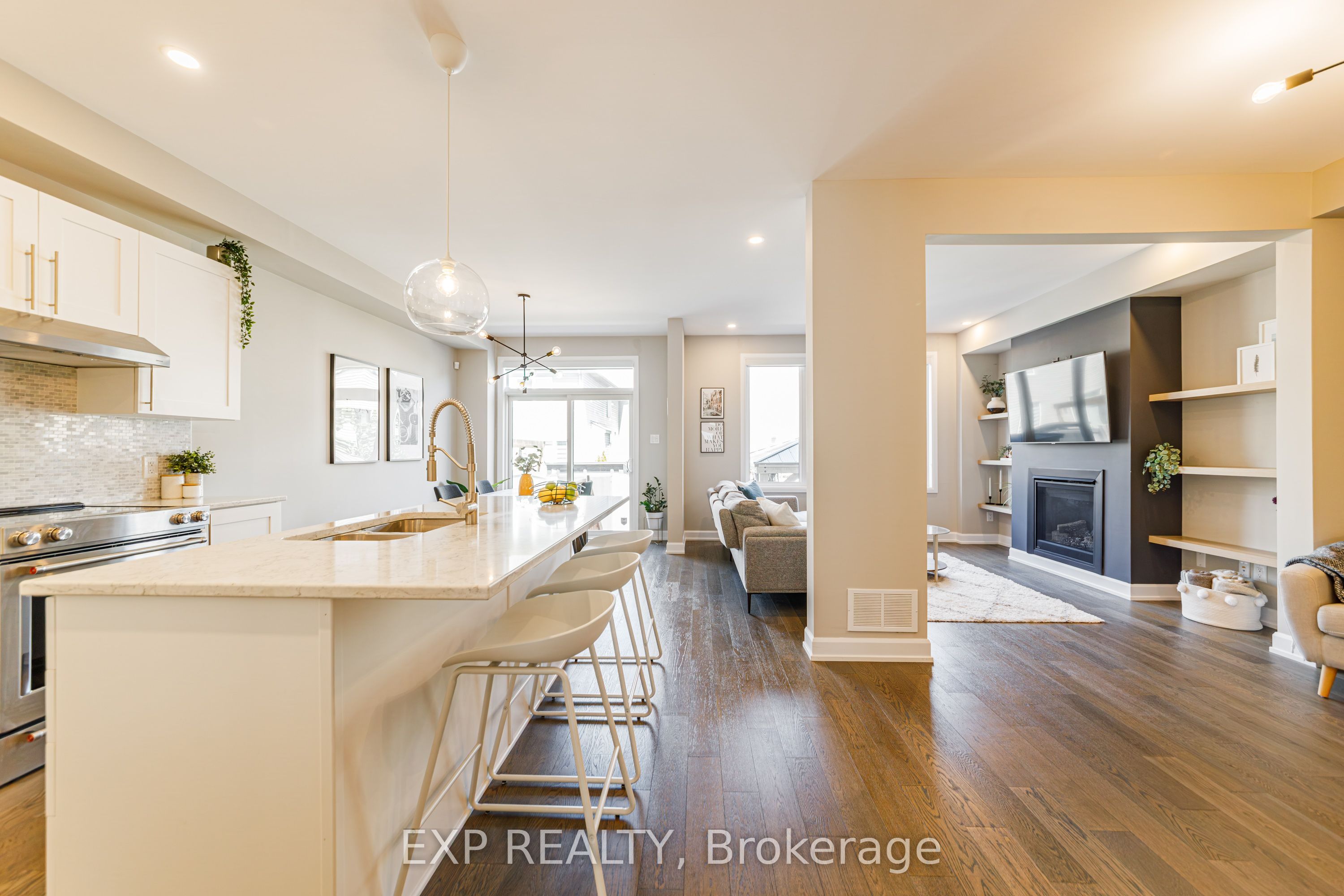 17 Allan Moore Place, Stittsville - Munster - Richmond, ON K2S 2A9 photo 3