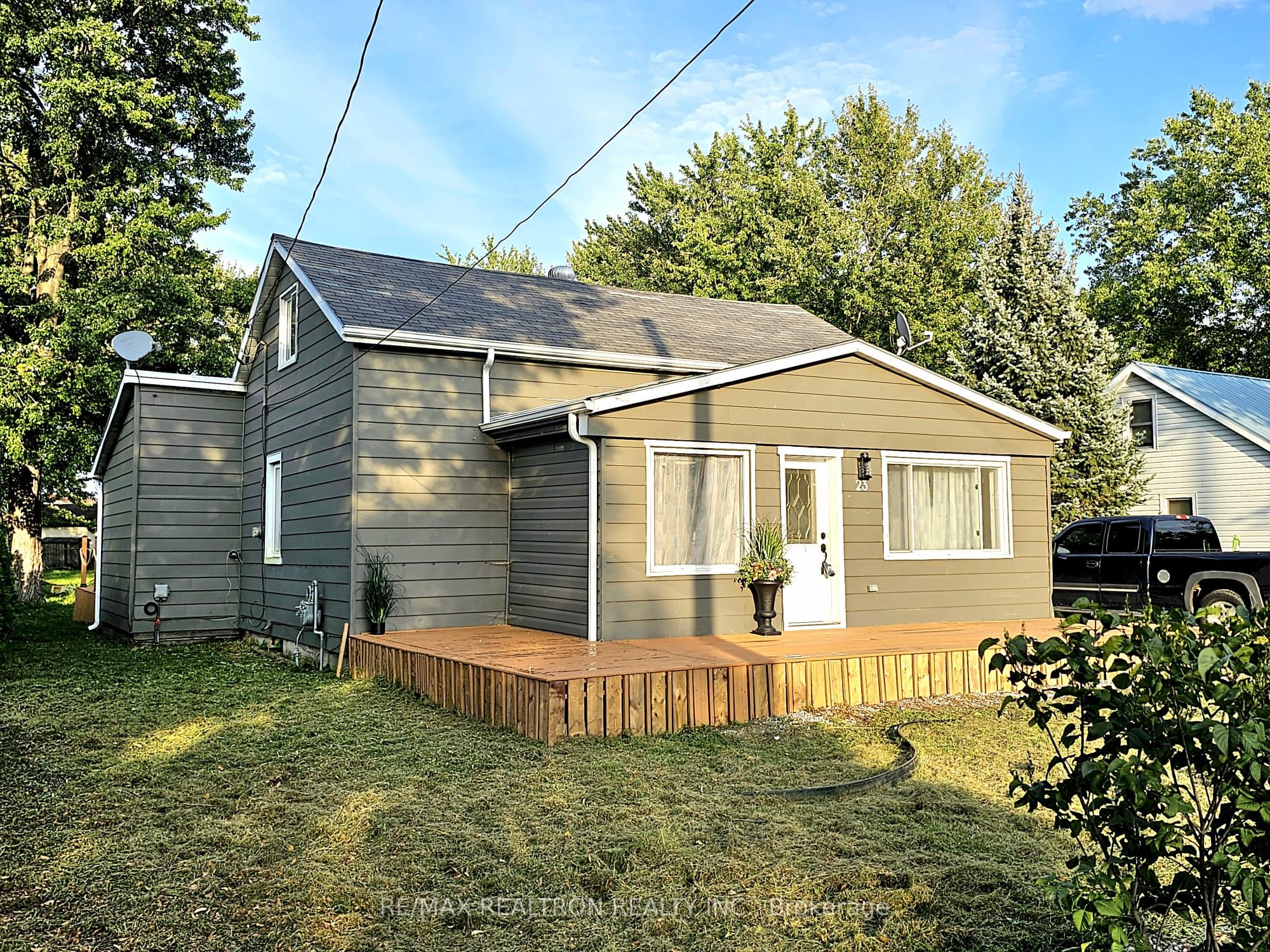 23 Ella Street S, Chatham-Kent, ON N0P 2L0