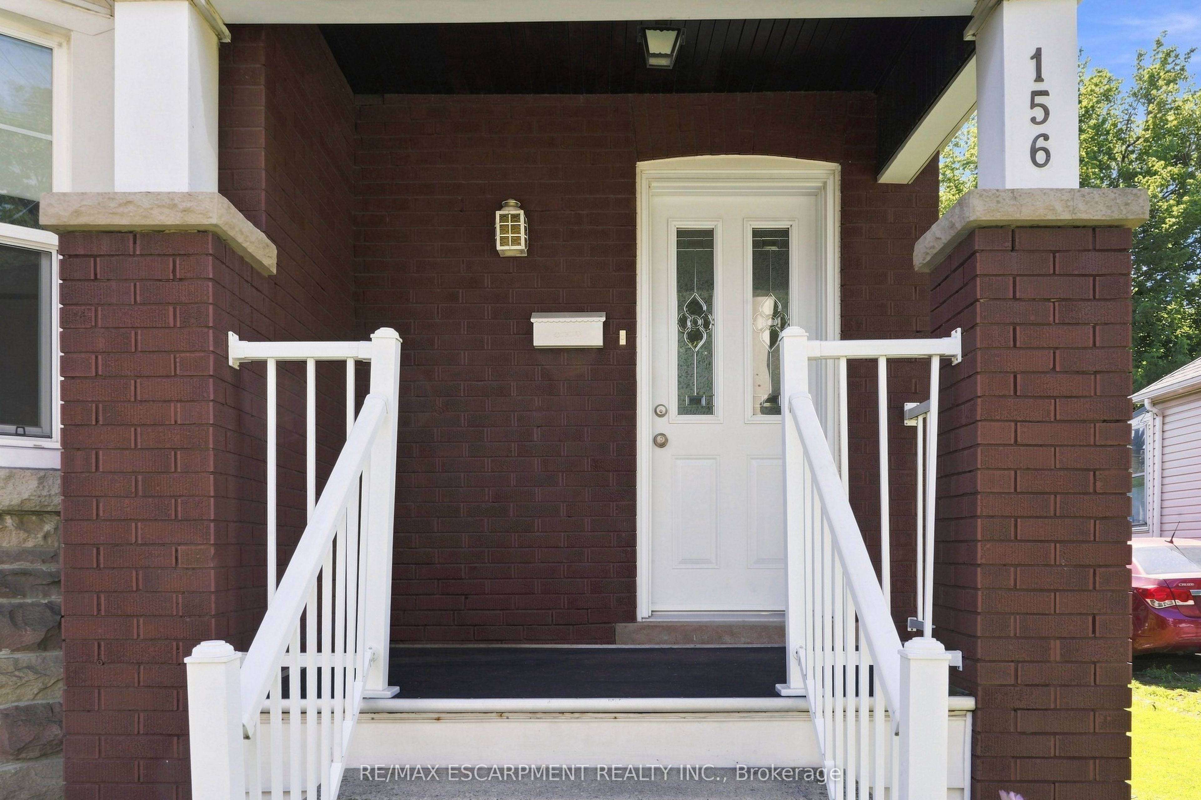 156 Tragina Avenue N, Hamilton, ON L8H 5C8 photo 4
