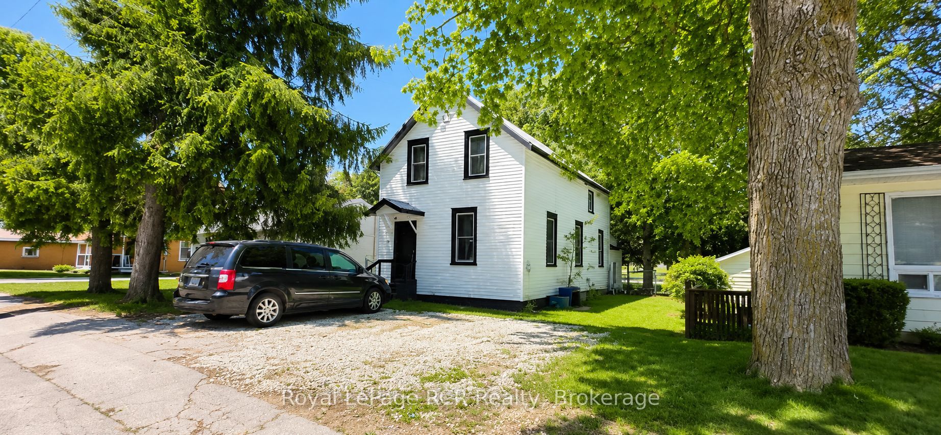 526 Alice Street, North Huron, ON N0G 2W0 photo 2