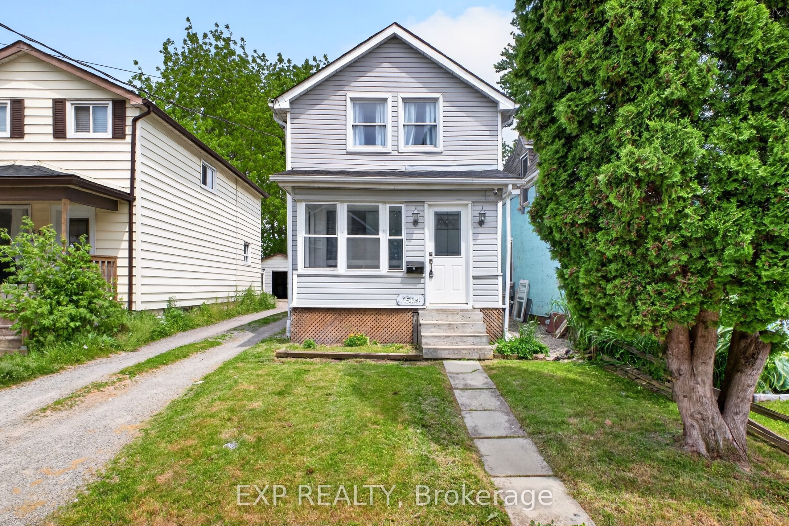6564 LEVEL Avenue, Niagara Falls, ON L2G 4B7 photo 2