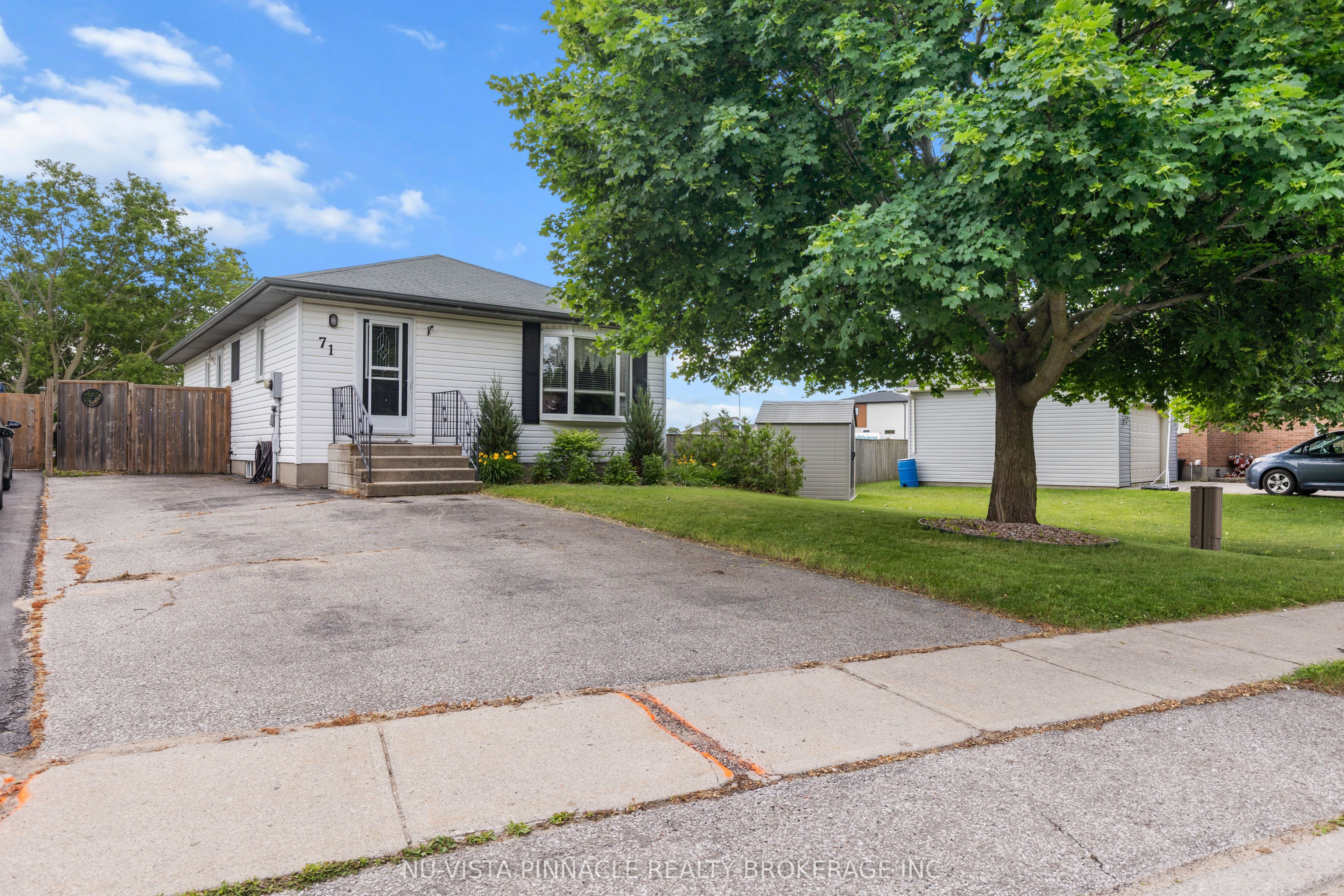 71 Melanie Drive, Aylmer, ON N5H 3G5