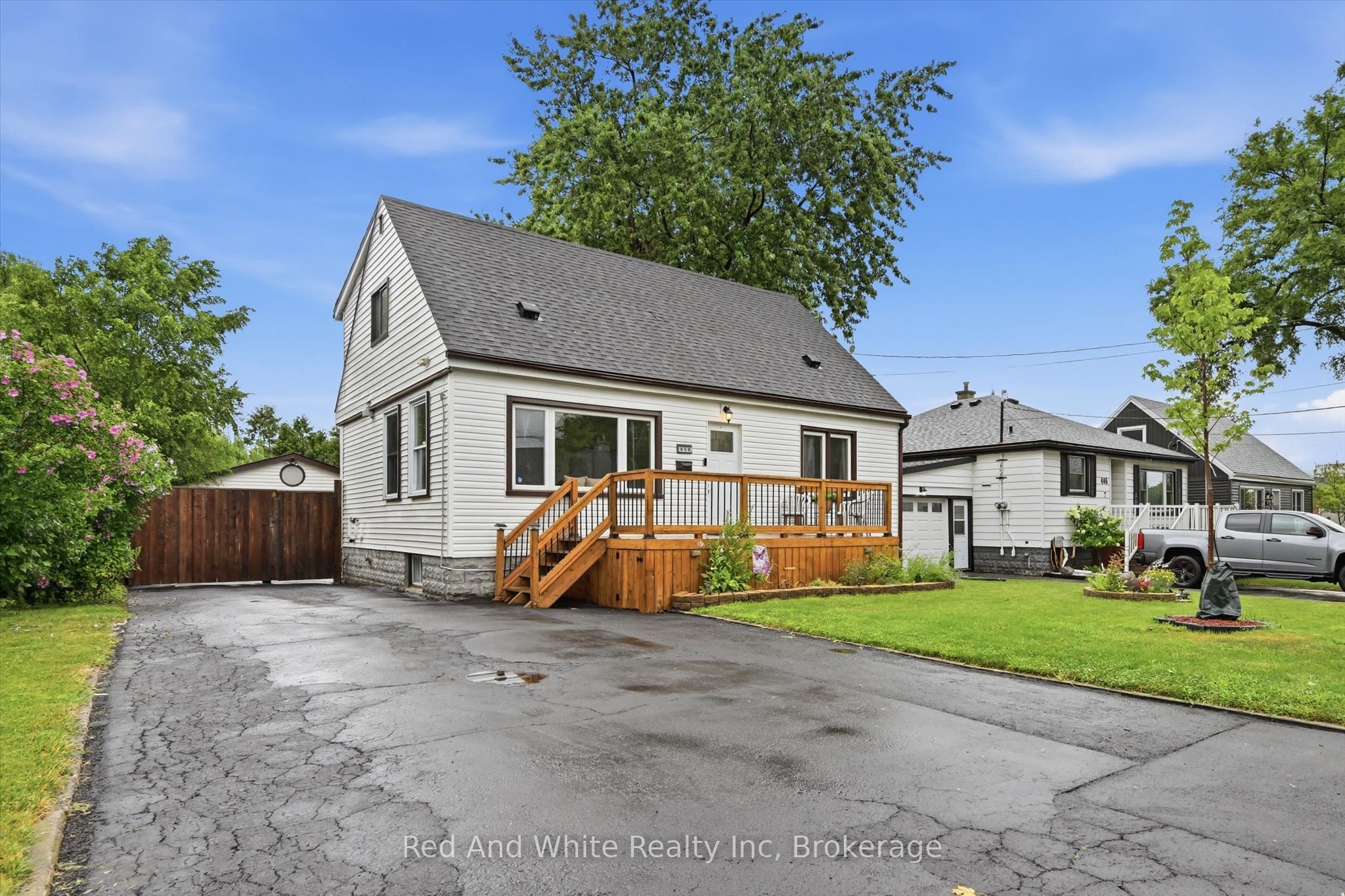 450 East 42nd Street, Hamilton, ON L8T 3B3 photo 4