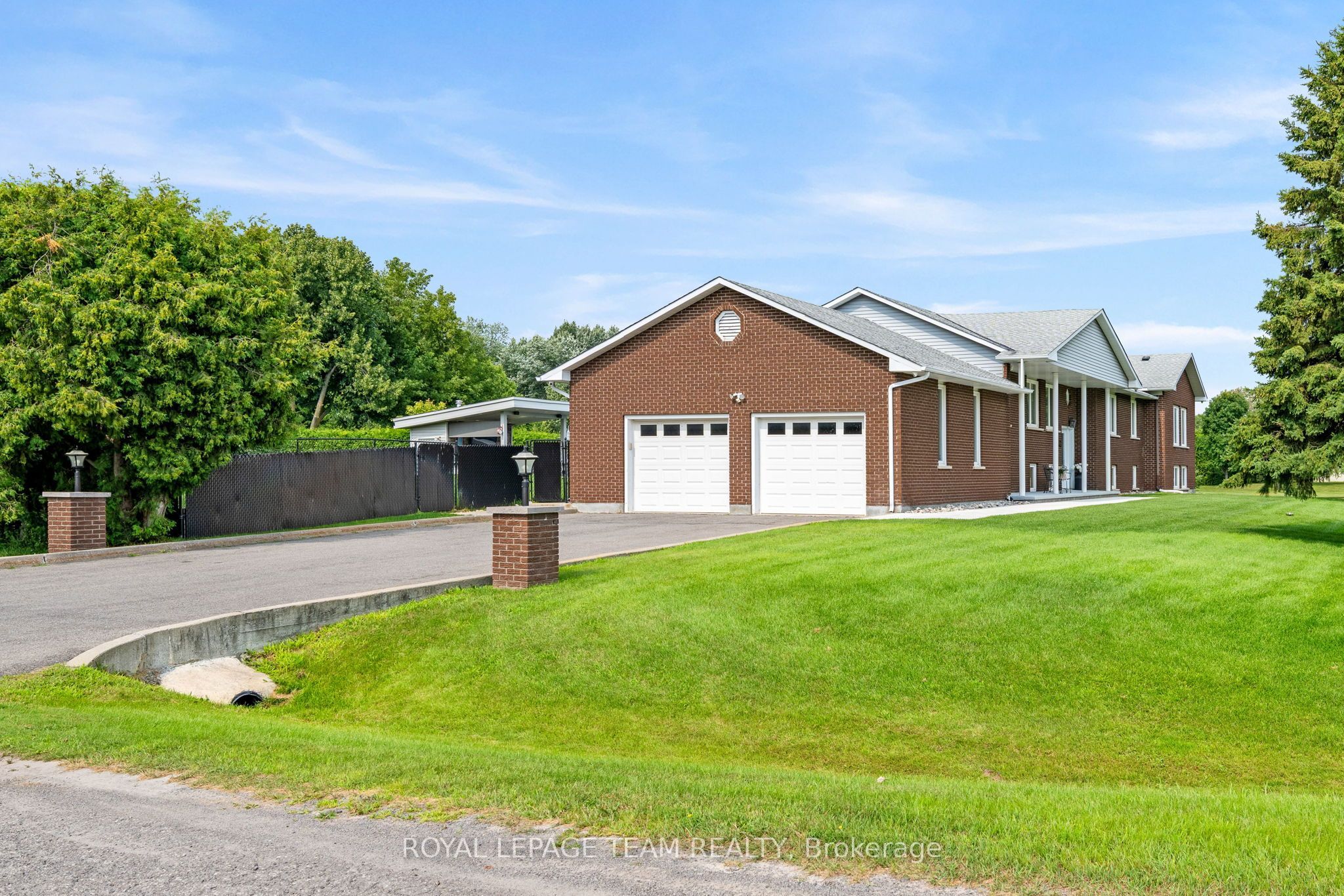 7019 Cosgrove Avenue, Greely - Metcalfe - Osgoode - Vernon and Area, ON K4P 1A6 photo 2