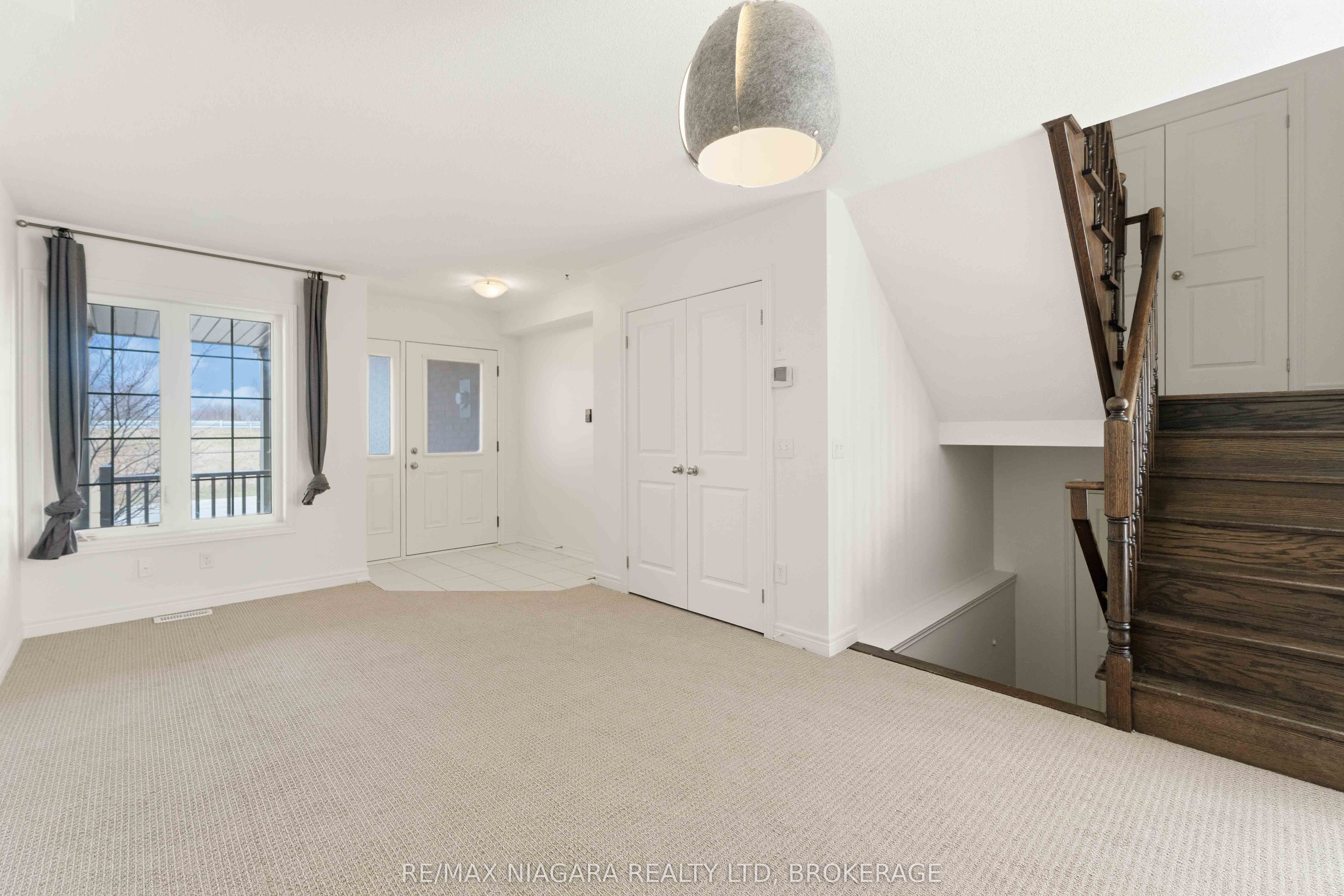 48 Juneberry Road, Thorold, ON L2V 5G5 photo 4
