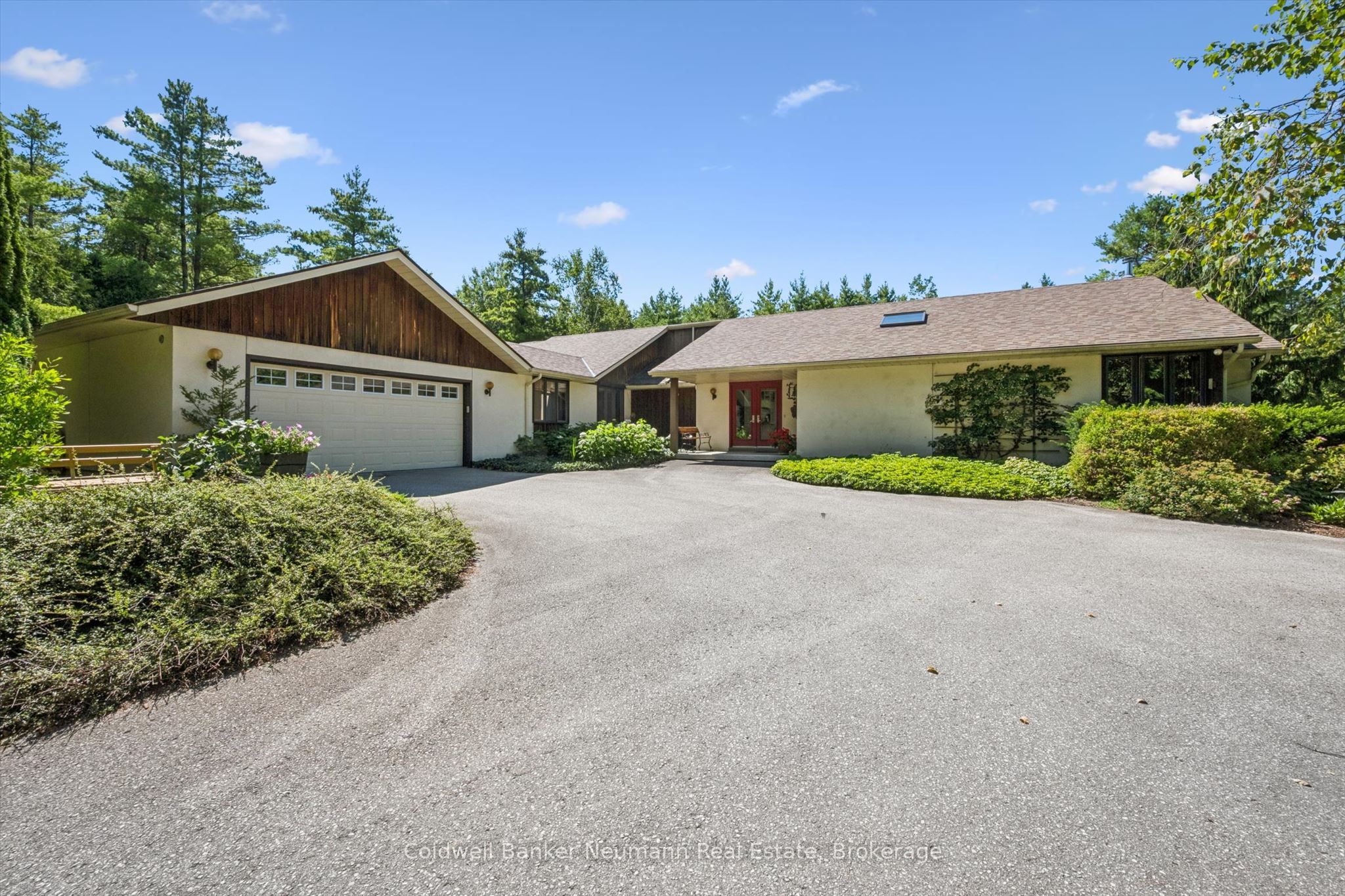 4676 Concession 11 Road, Puslinch, ON N0B 2J0 photo 2