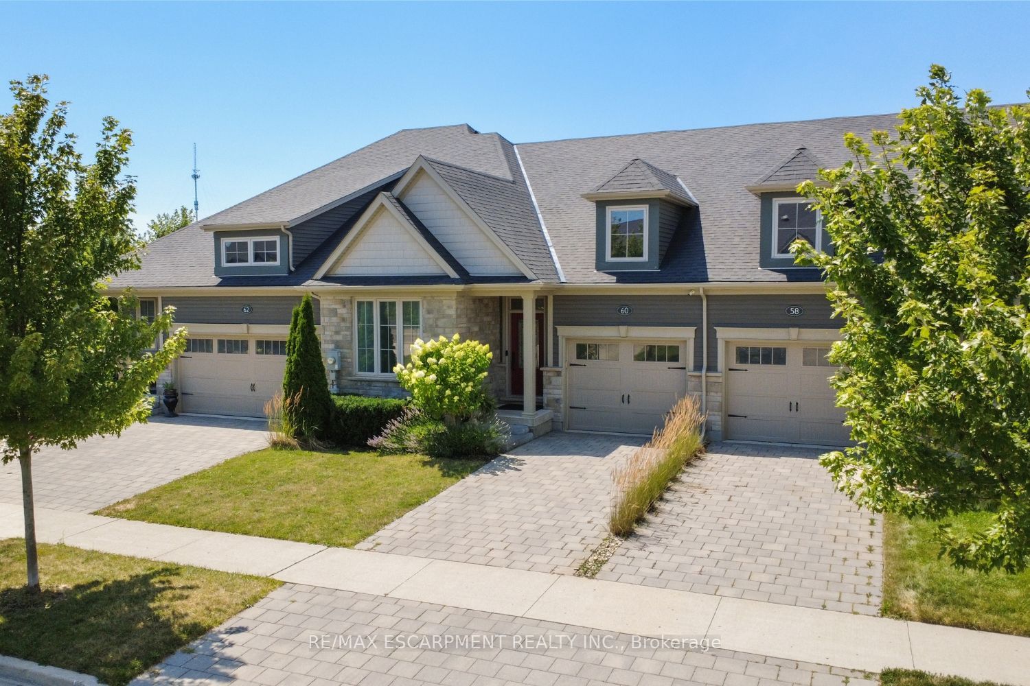 60 Andrew Lane, Thorold, ON L2V 0E4 photo 2
