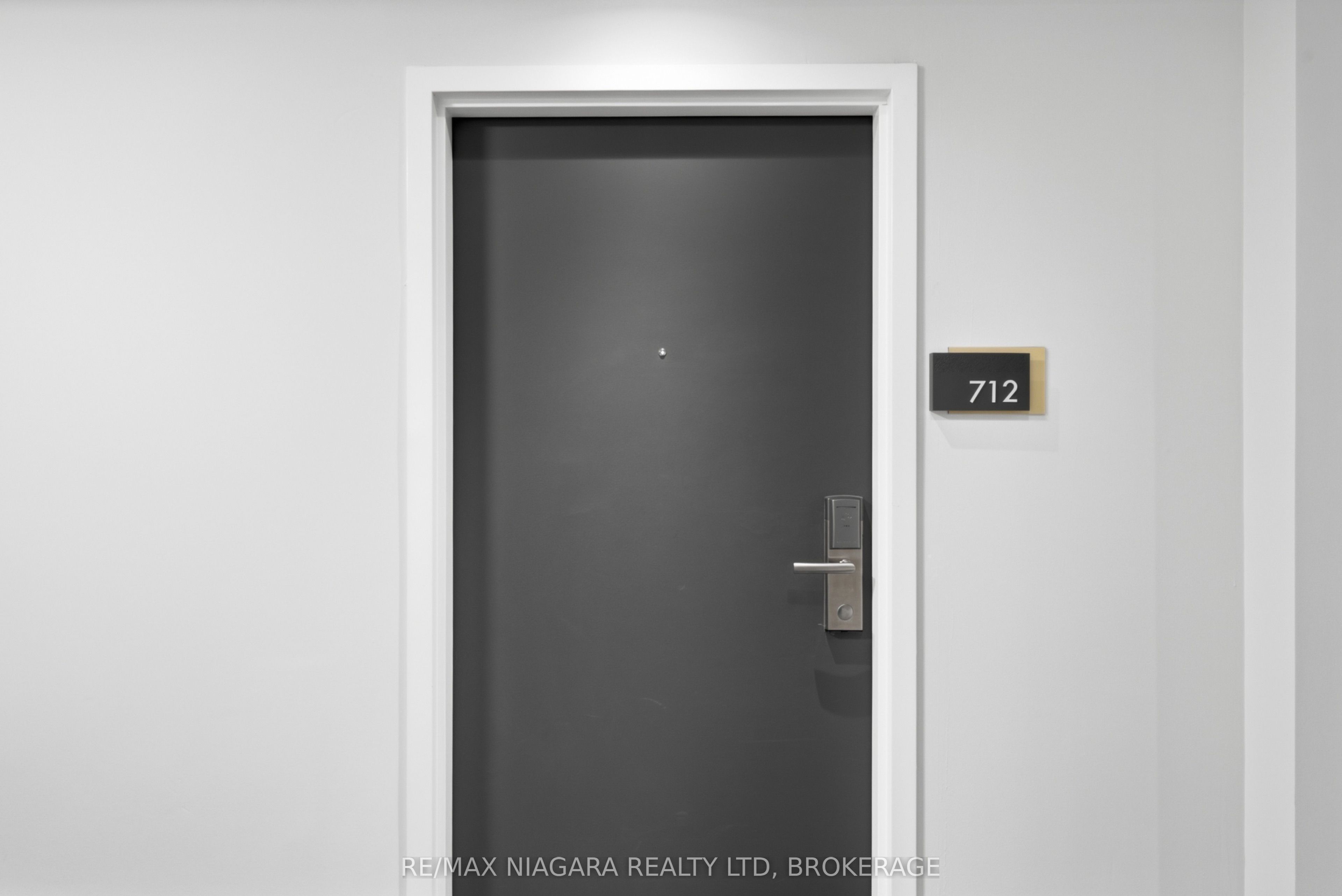 5698 MAIN Street 712, Niagara Falls, ON L2G 5Z4 photo 5