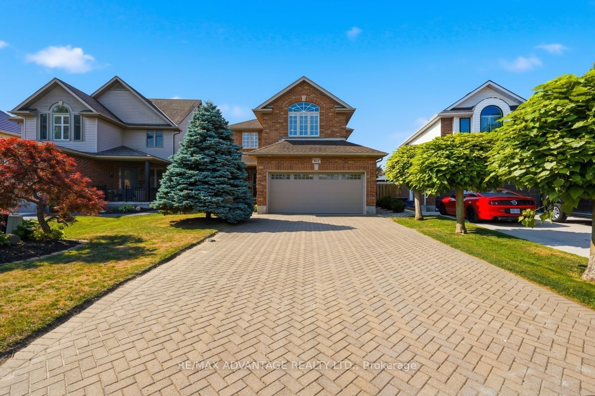 831 Crestview Crescent, London South, ON N6K 4W3 photo 4