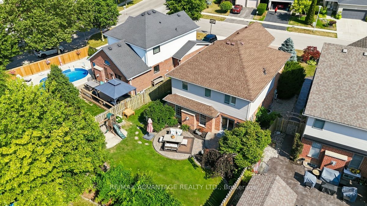 831 Crestview Crescent, London South, ON N6K 4W3 photo 5