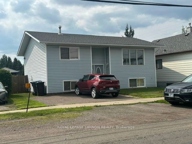 1909 Mountdale AVE., Thunder Bay, ON P7E 3B2