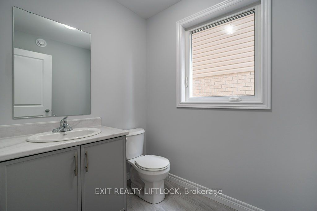 238 O'Neil Street, Peterborough, ON K9K 0H1 photo 5